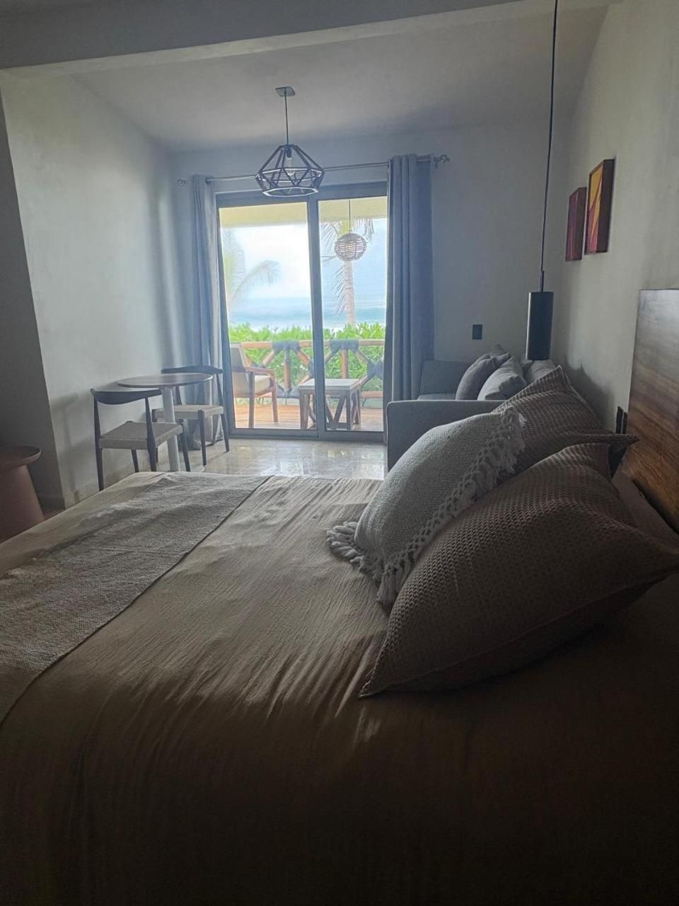 Deluxe Double Room with Balcony and Sea View