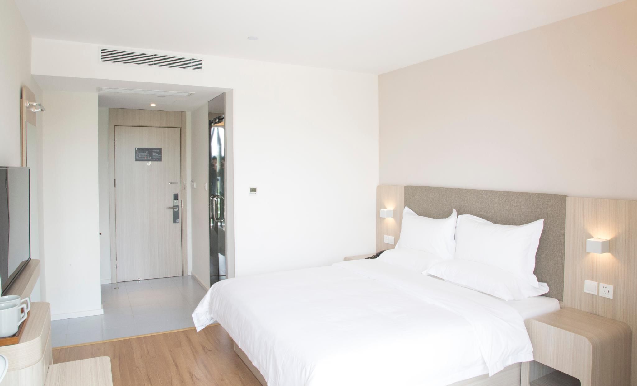 Huazhu - Business Bed Room