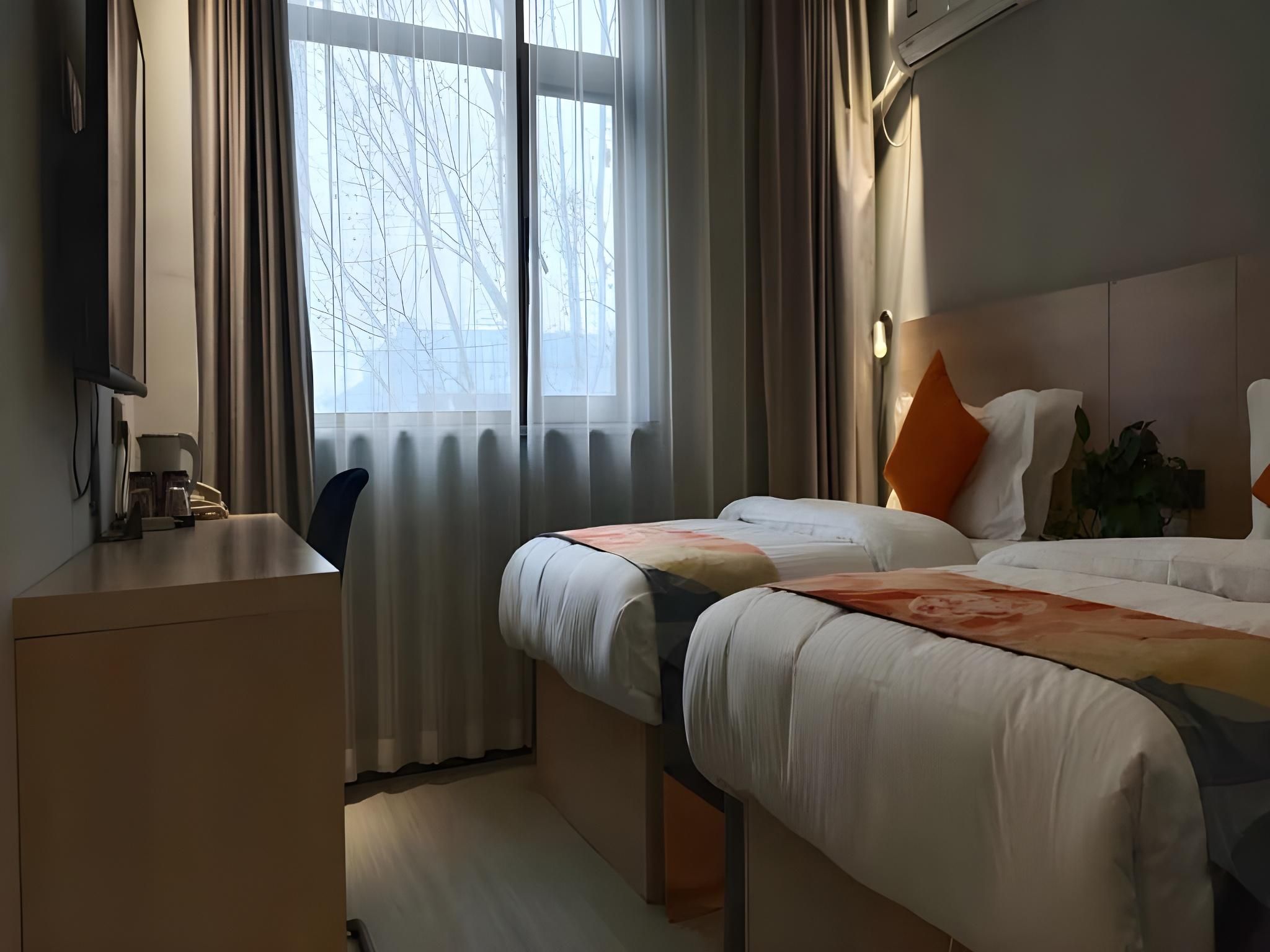 Twin Bussiness Room