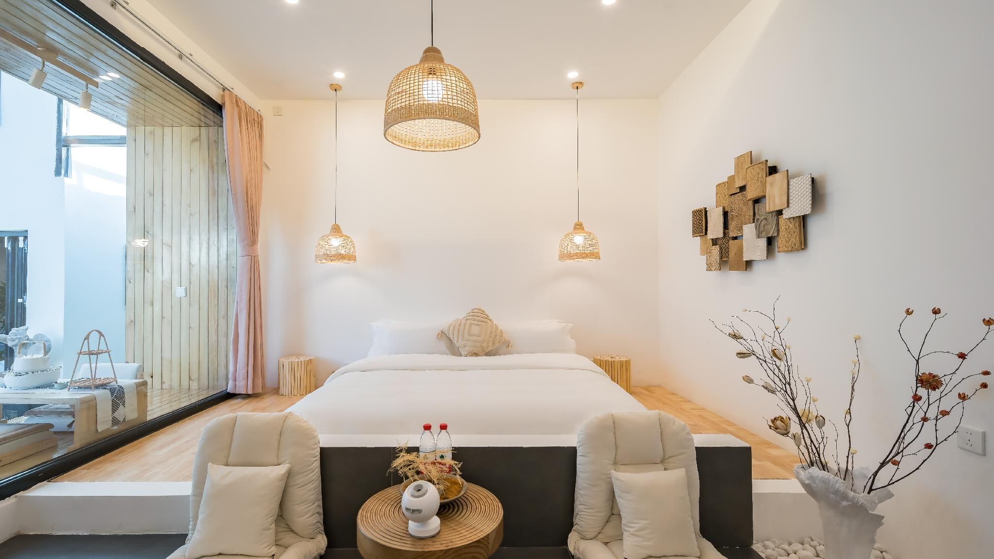 Family Room for 5 Adults