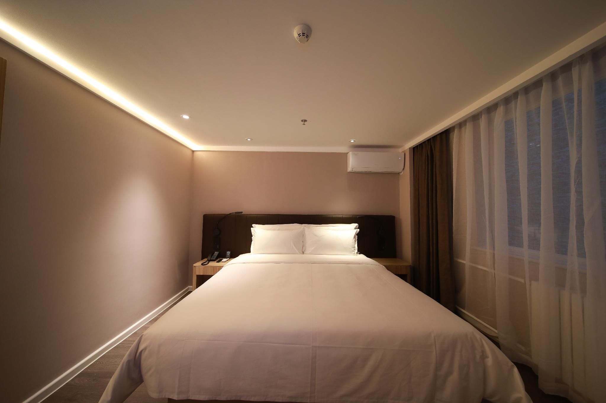 Huazhu - Superior Bed Room A
