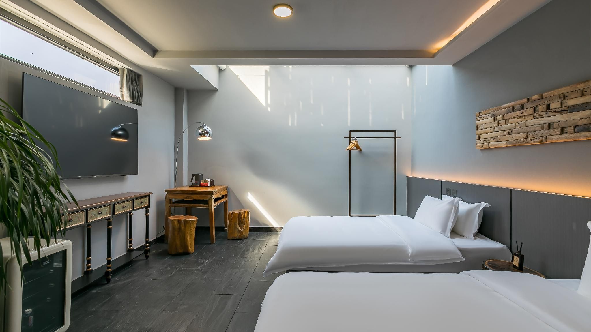 Twin Studio with Shower