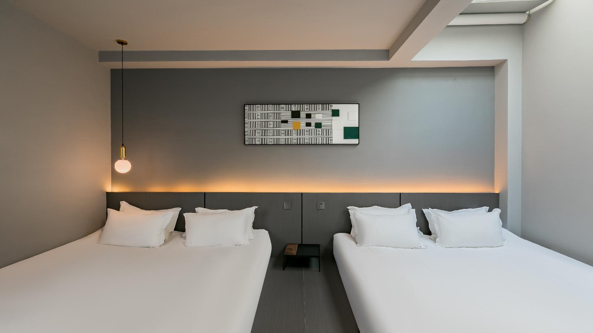 Large Twin Room