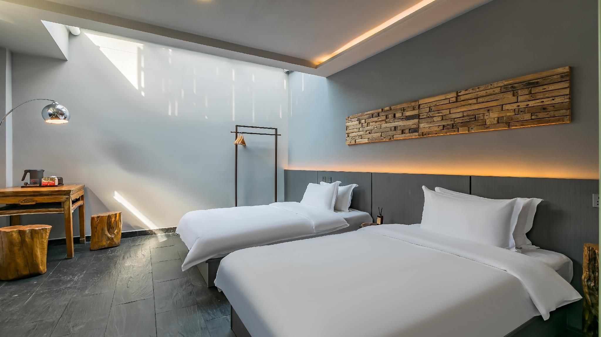 Twin Studio with Shower