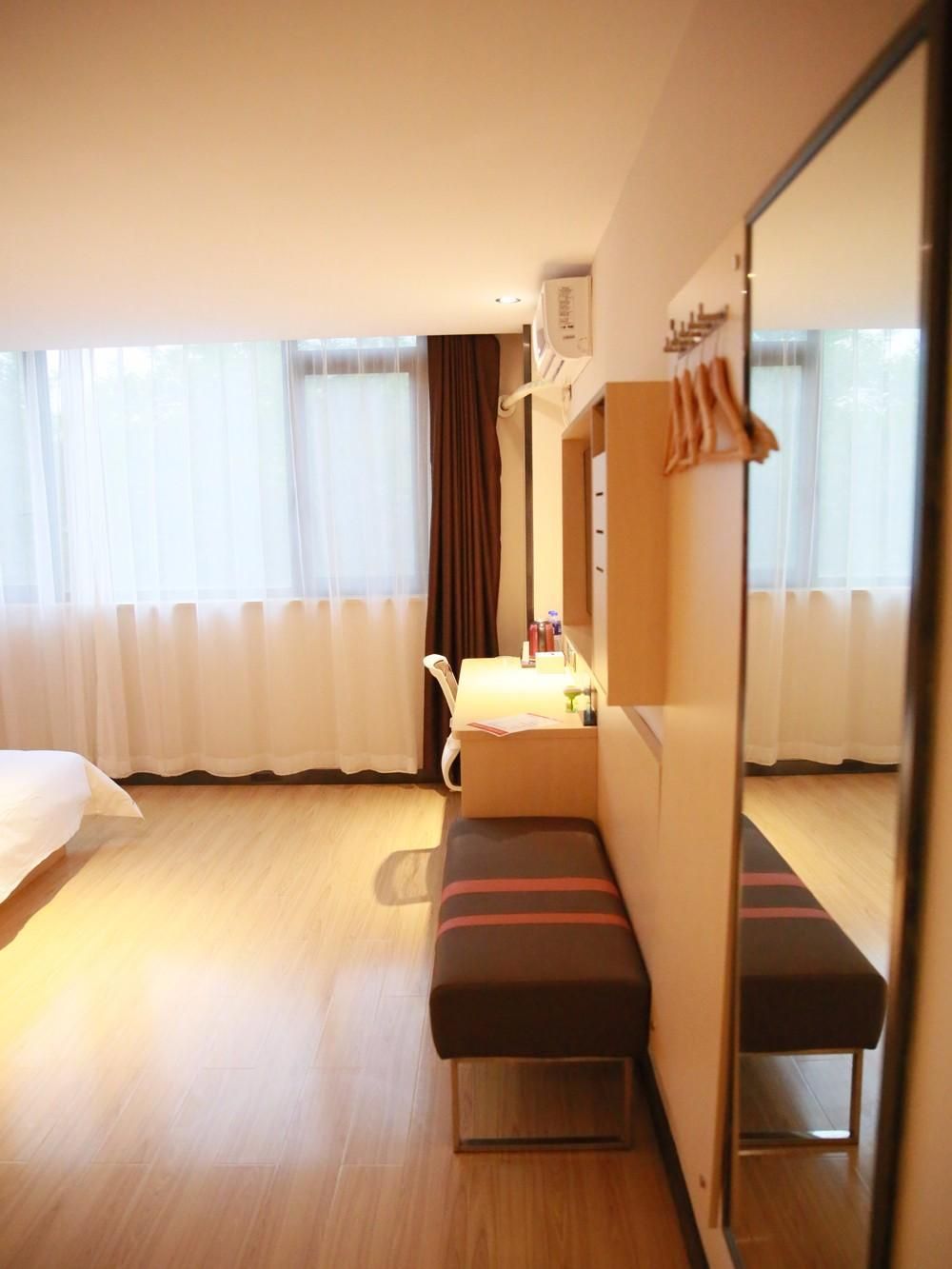 7 Days - Youxiang Bed Room