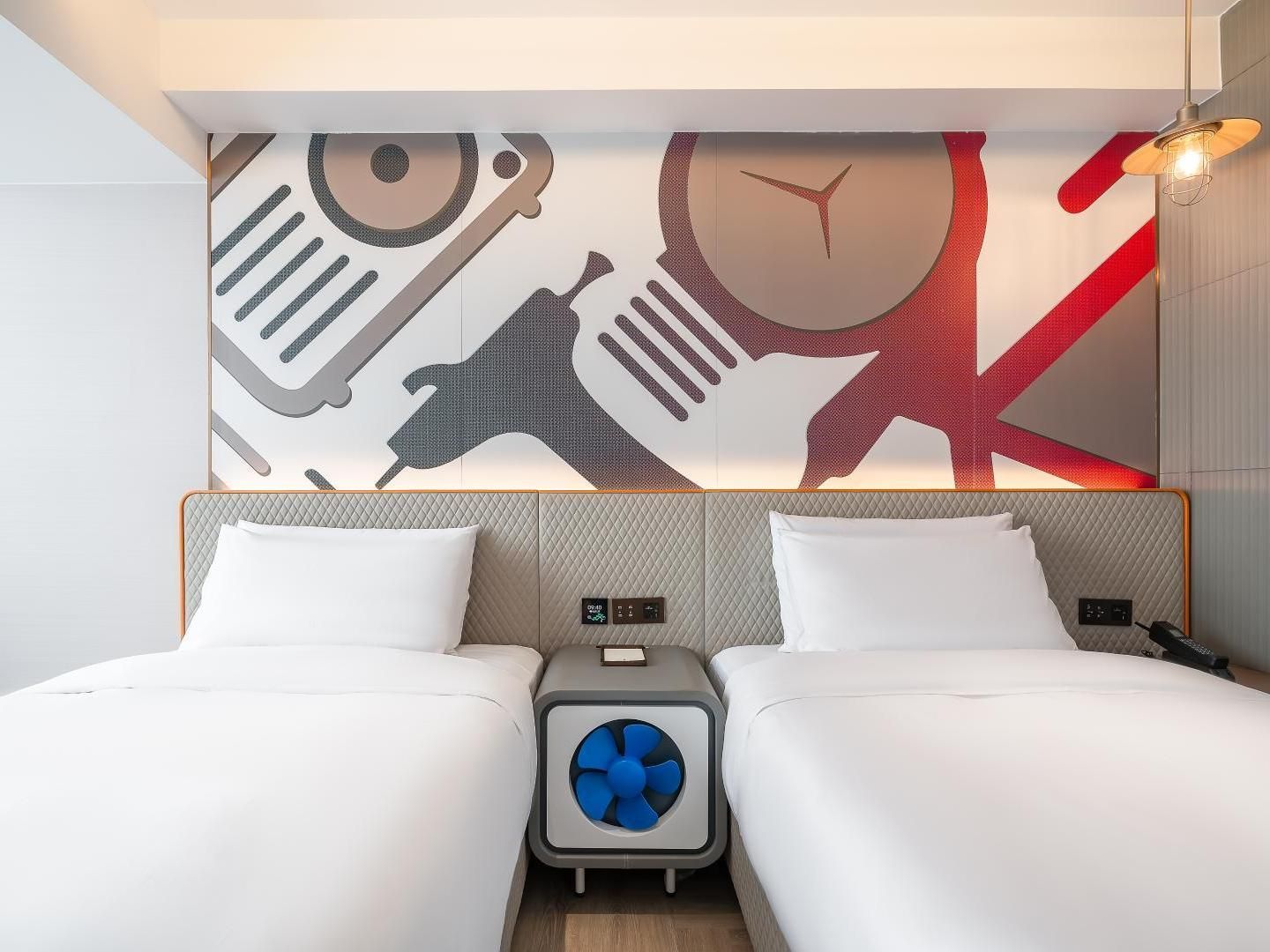 WH - Yuancui Twin Room