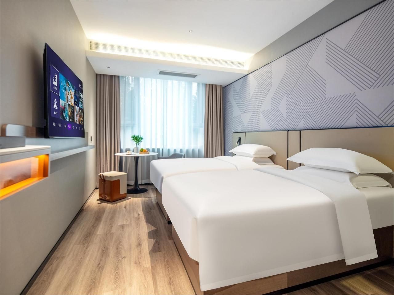 Dossen - Deluxe Family Room