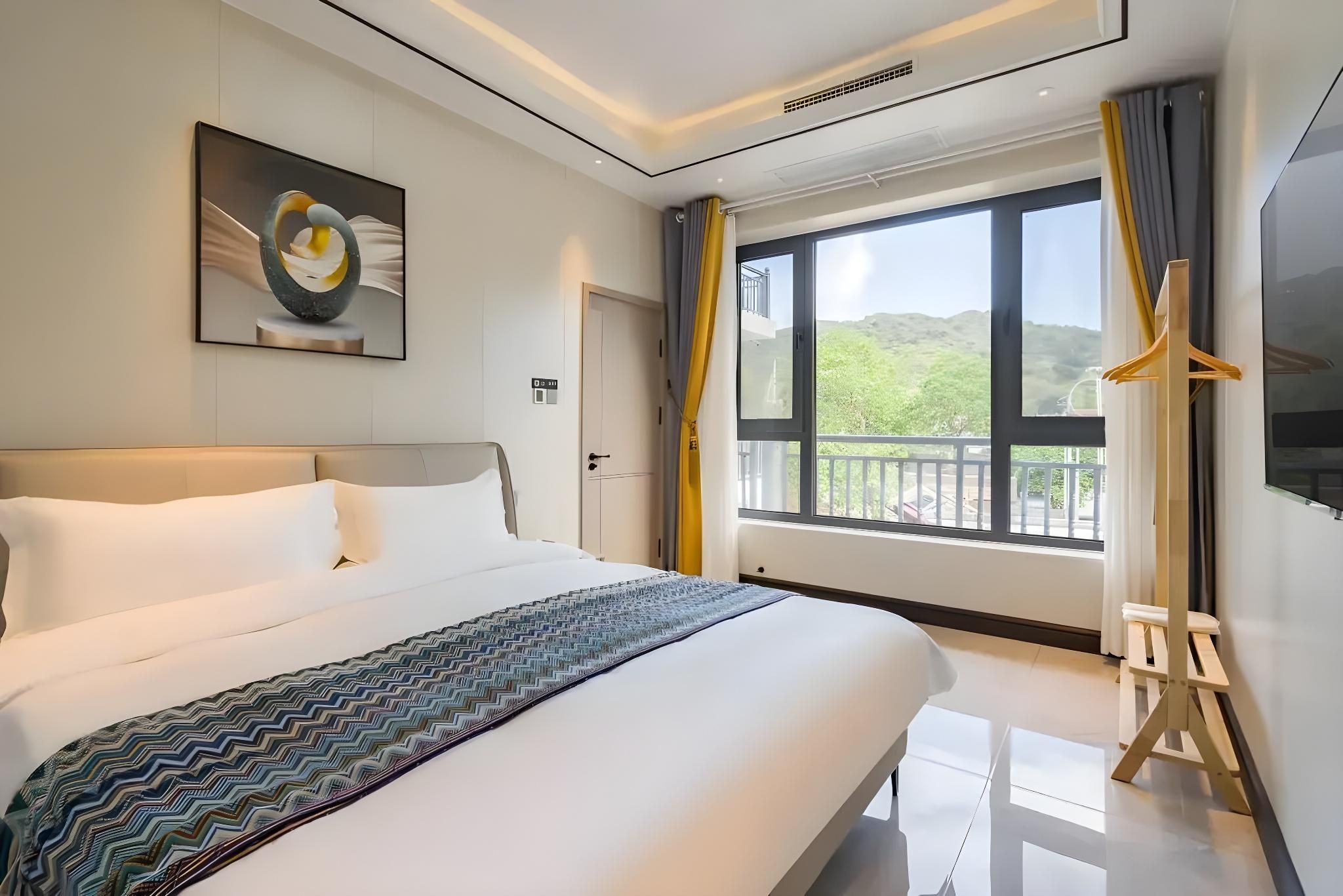 Floral Hotel  Beijing Meet Mountain Residence Mountain View Queen Room