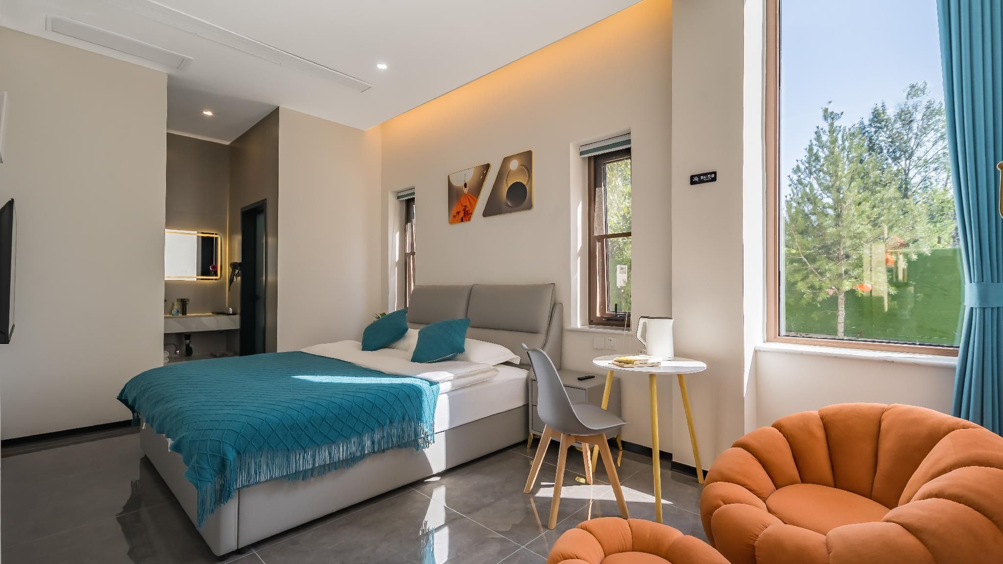 Double Room
