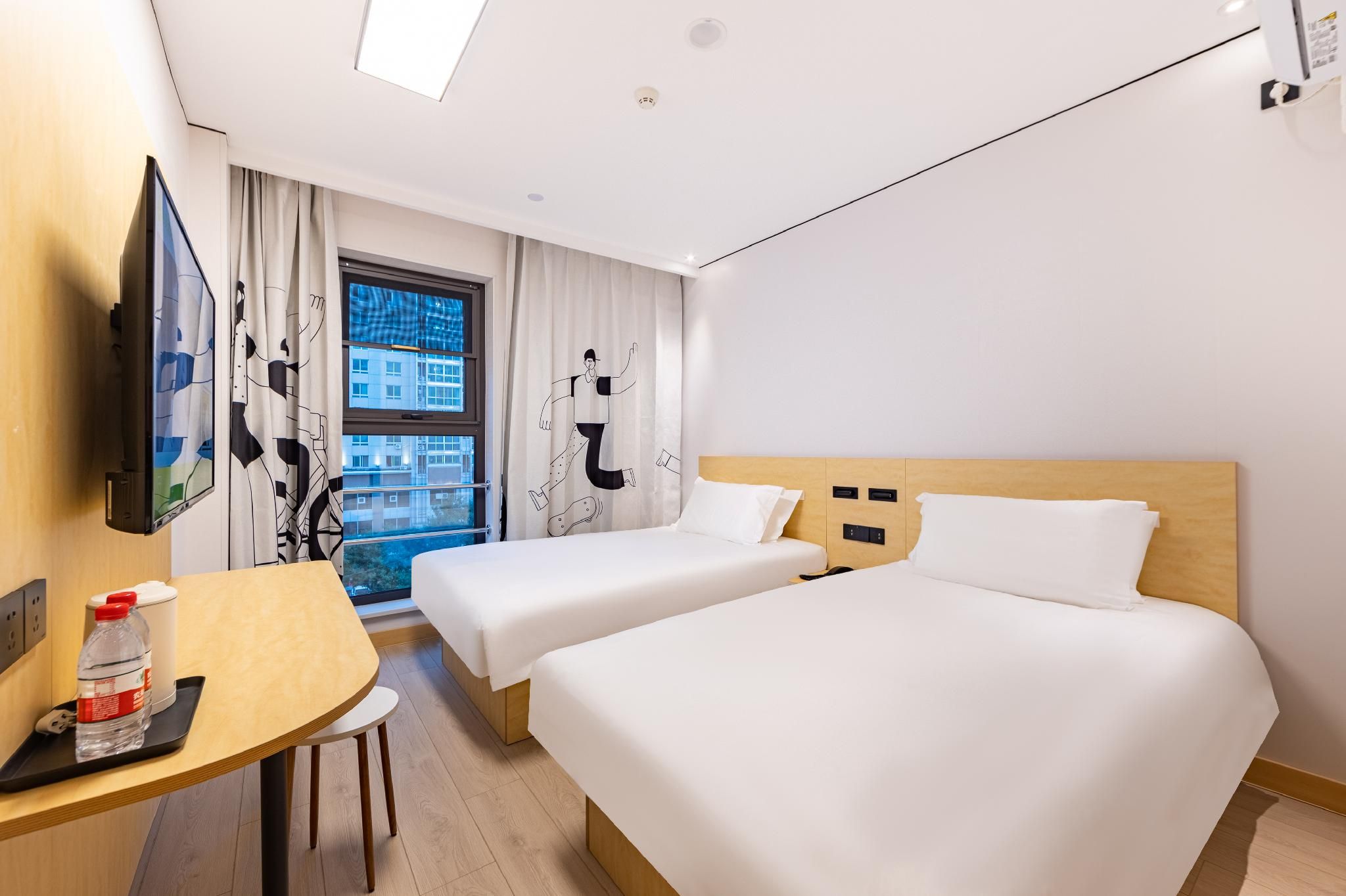 Huazhu - Twin Room