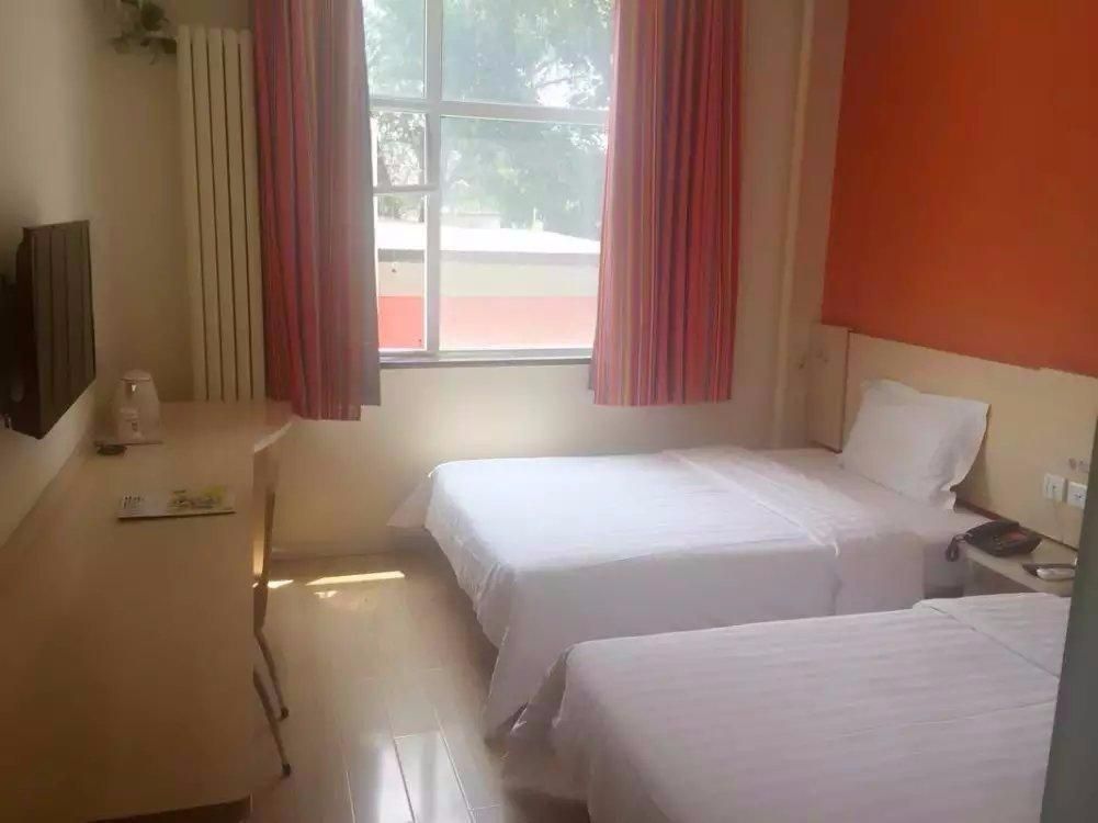 WH - Traditional Bed Room