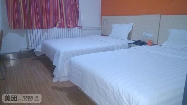 WH - Traditional Bed Room