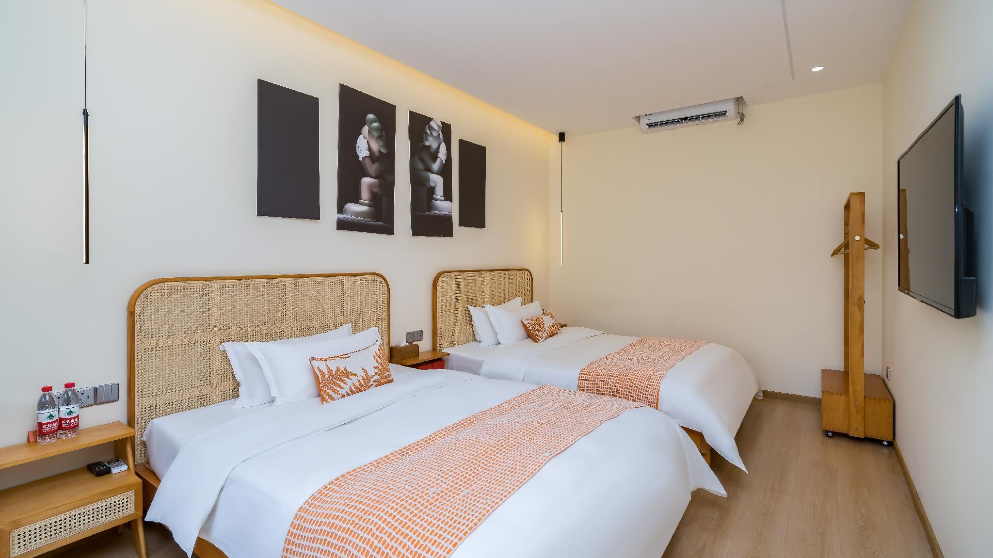 Twin Room 301
