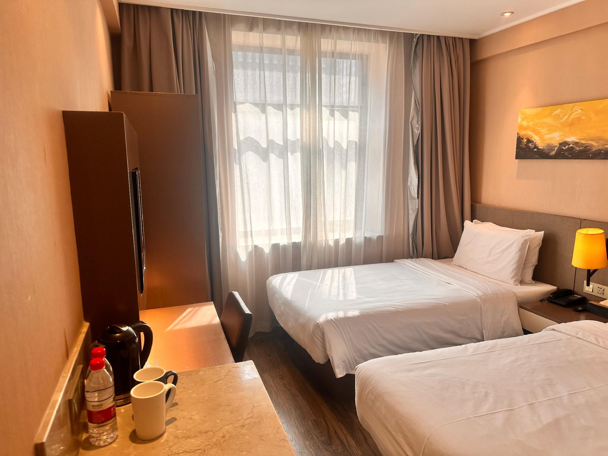 Huazhu - Twin Room A