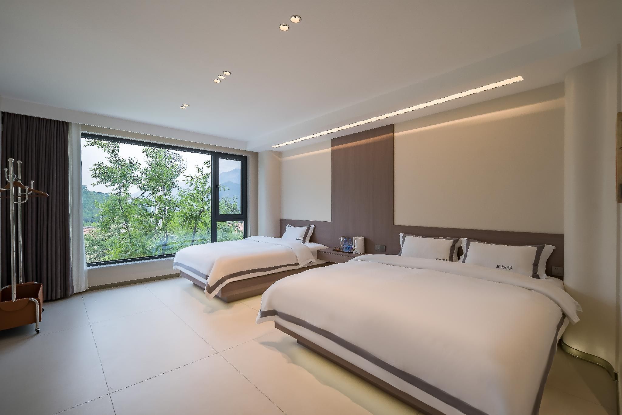 Huazhu - Twin Room