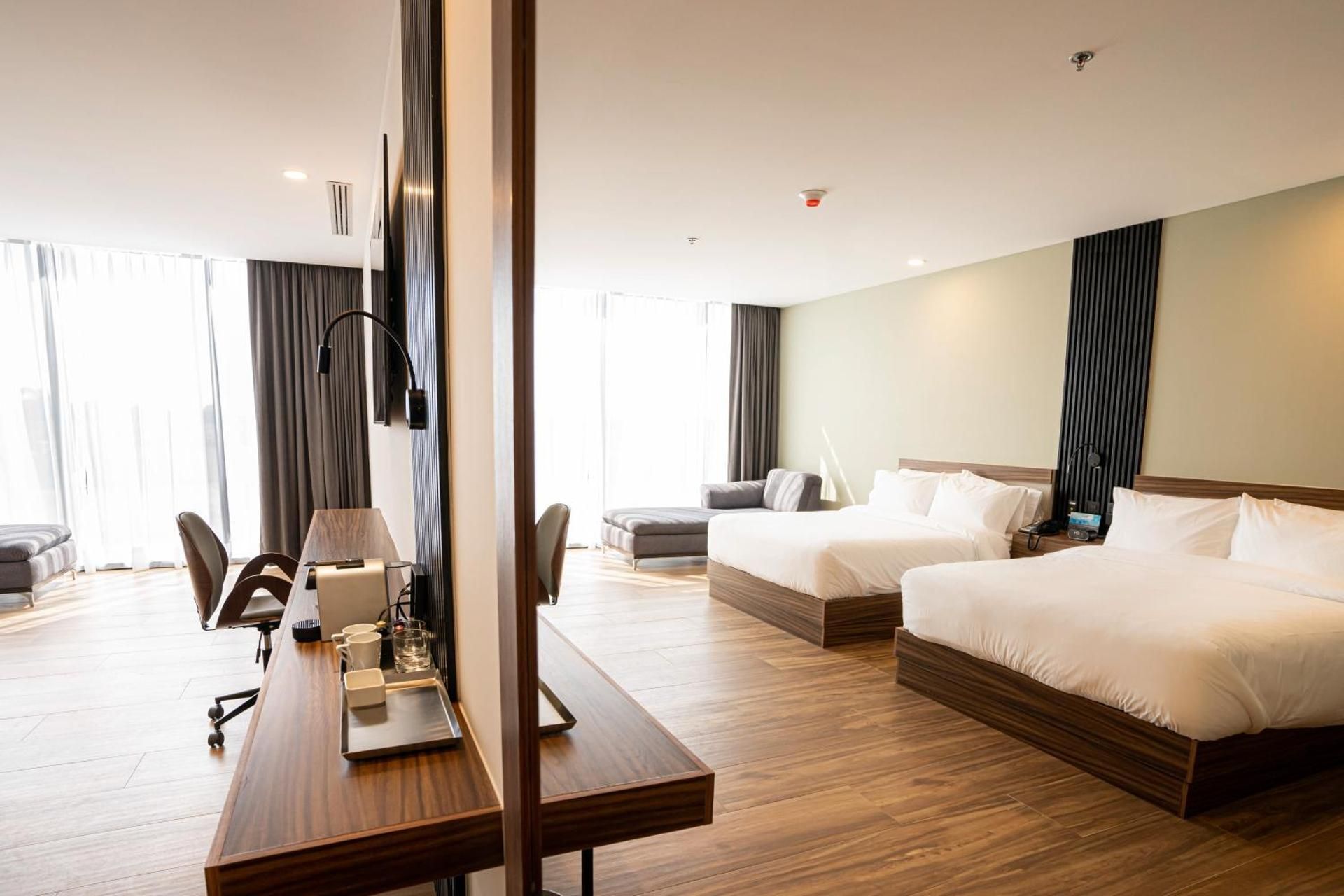 Queen Room with Two Queen Beds - Non-Smoking