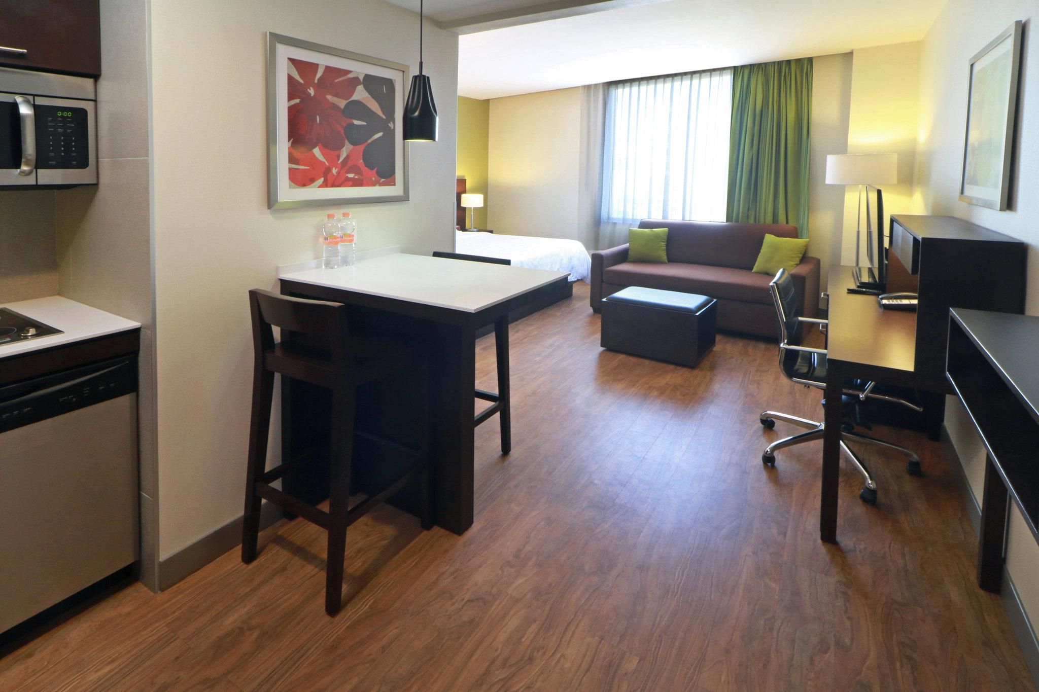 Studio Suite 1 King Non-smoking