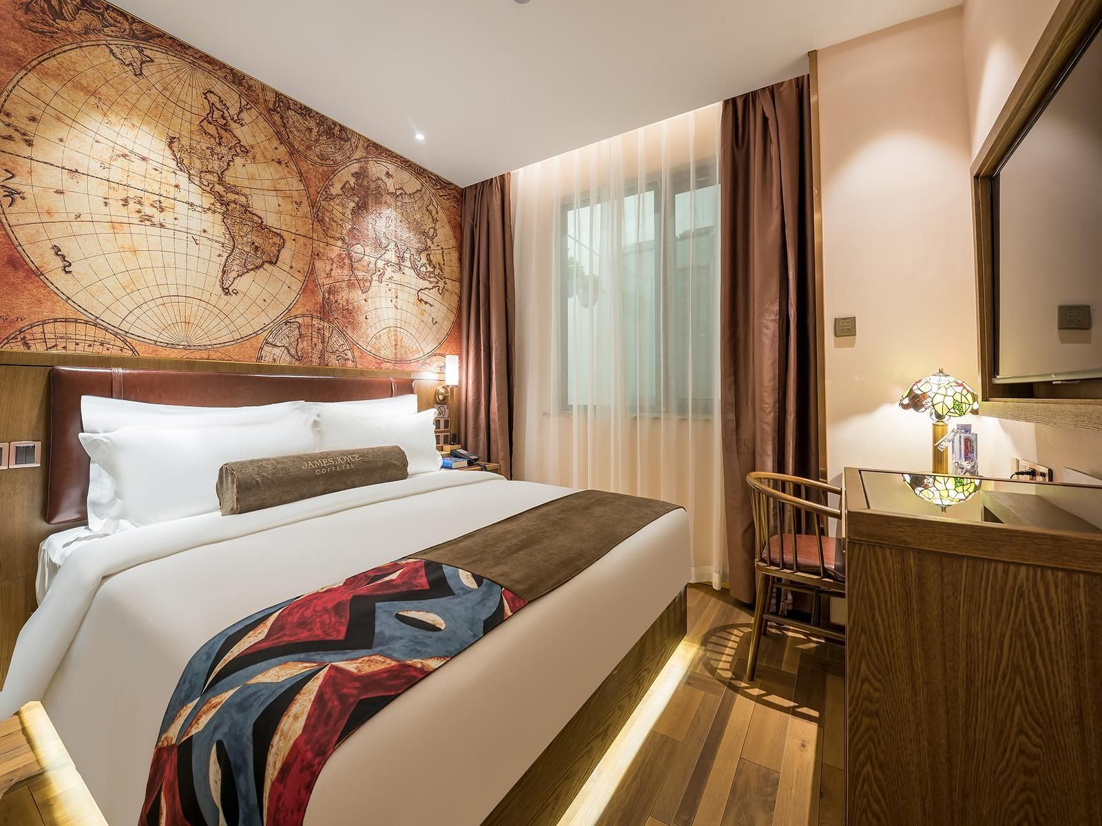 James Joyce - Chunxiang Bed Room