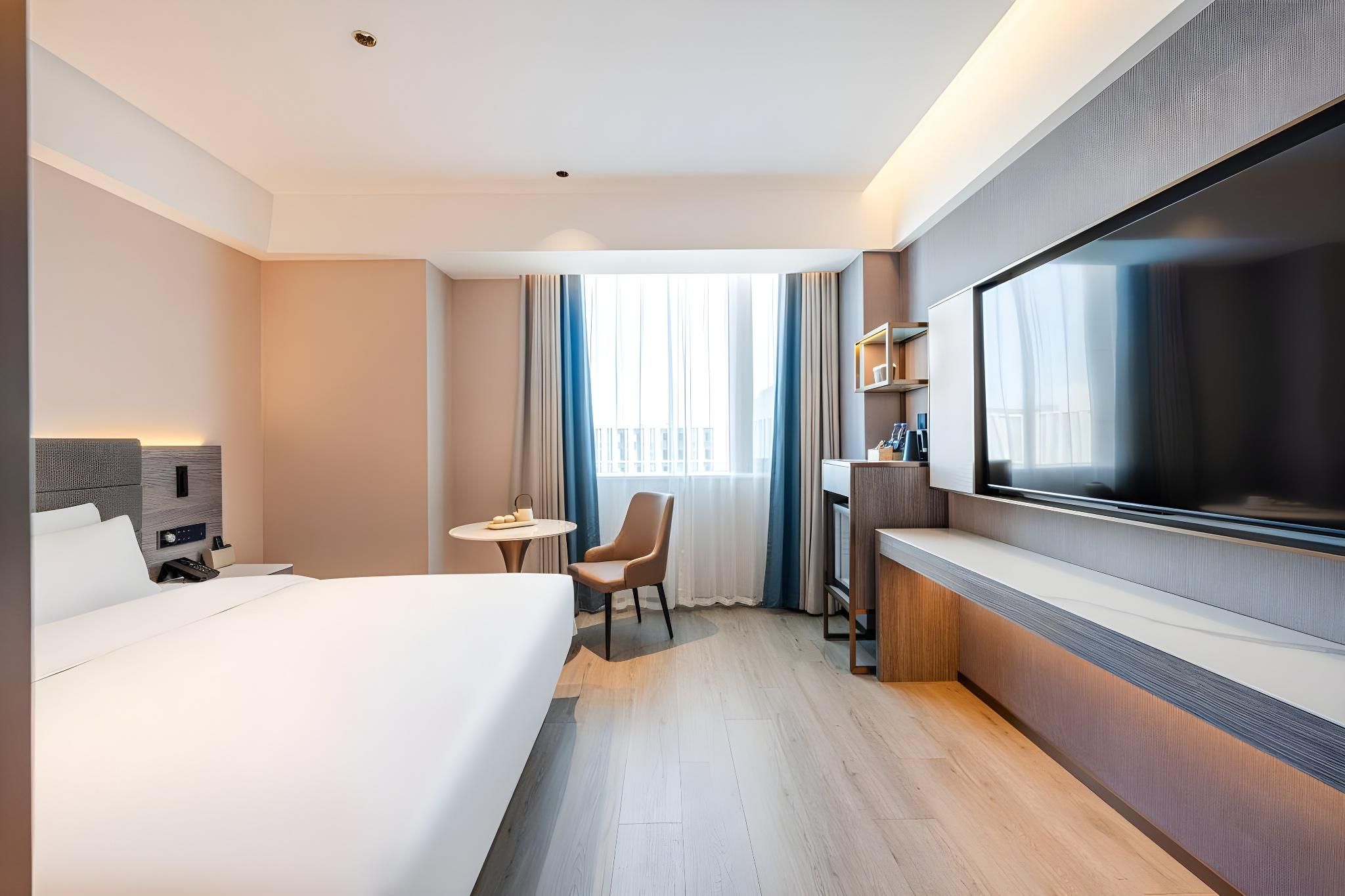 Queen Room