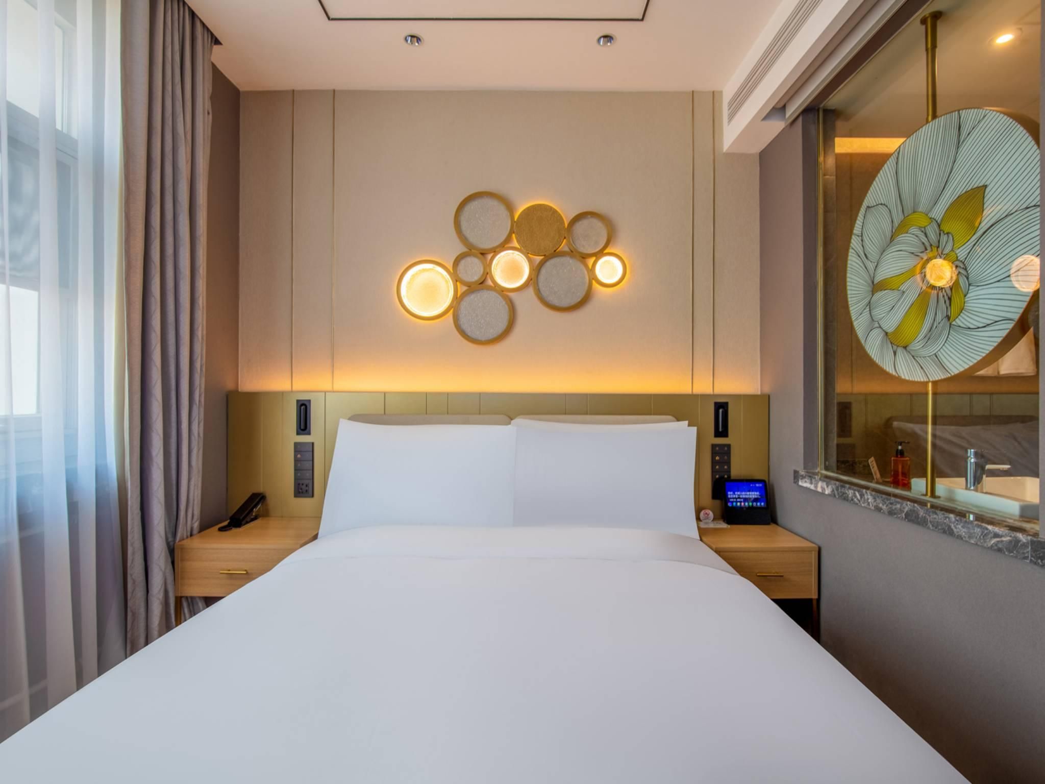 Huazhu - Speical Offer Guest Room