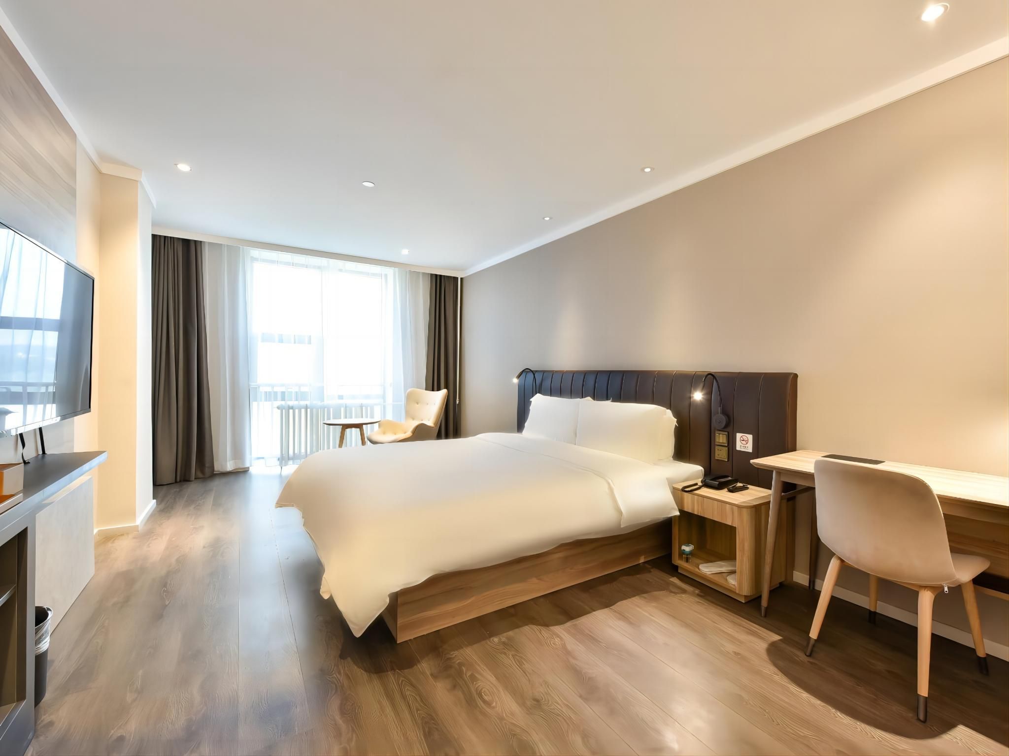 Business Queen Bed Room