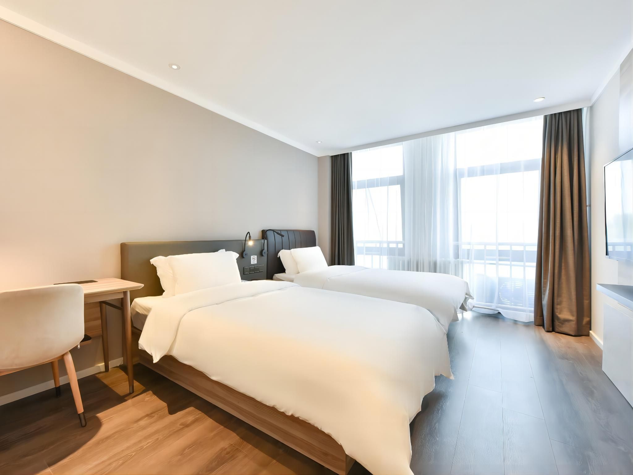 Twin Business Room