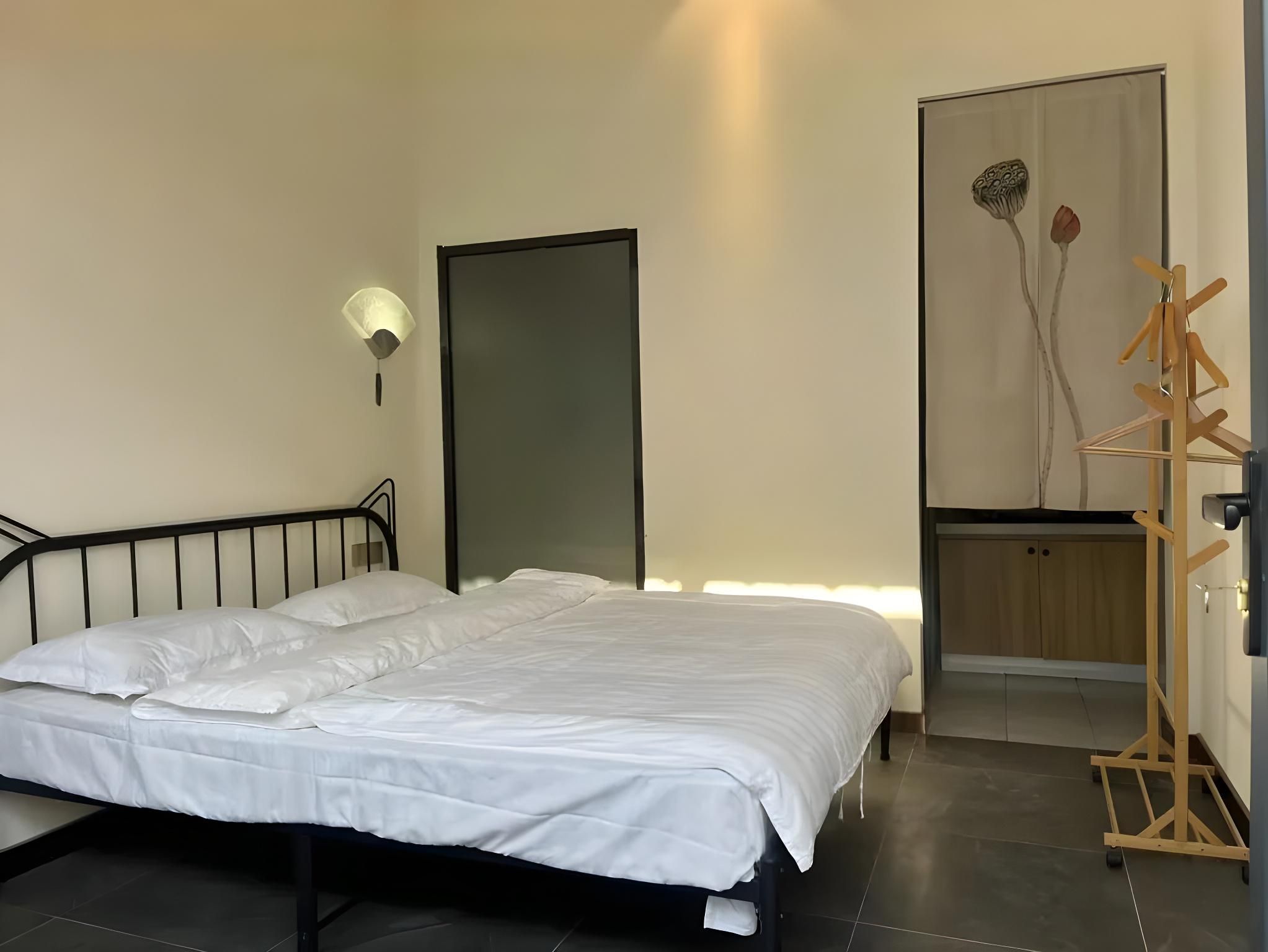 Floral Hotel Rose Time B&B Milu Immersive Drama Workshop ALULA 08