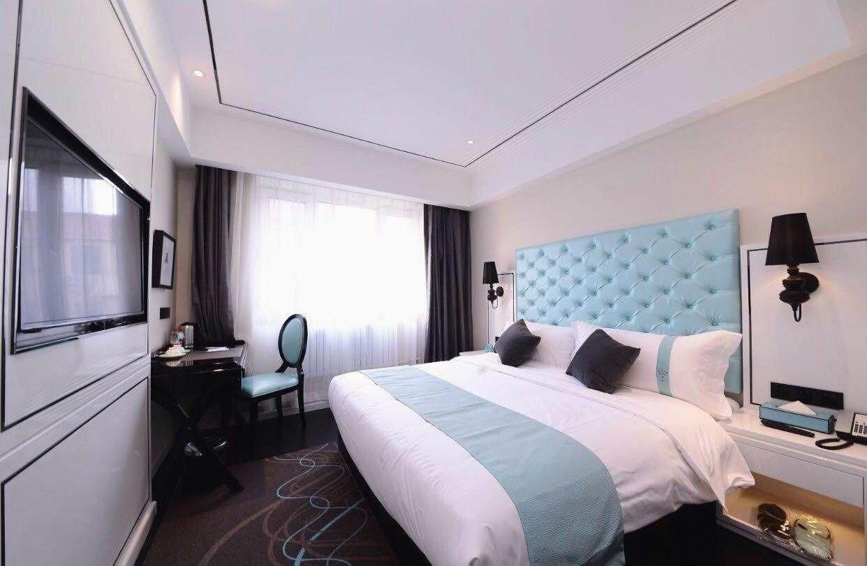 Xana - Deluxe Bed Room