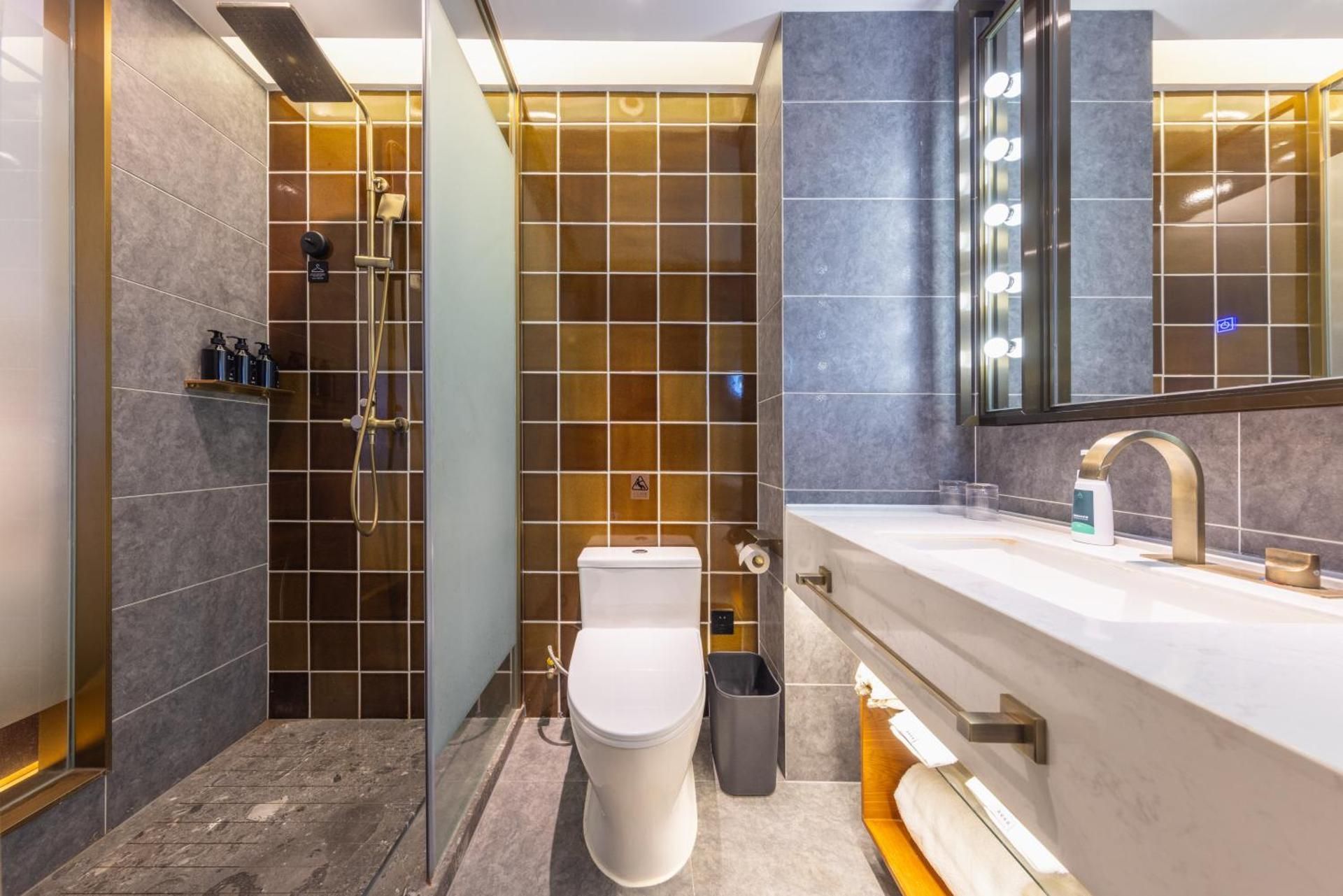 Elegant Twin Room