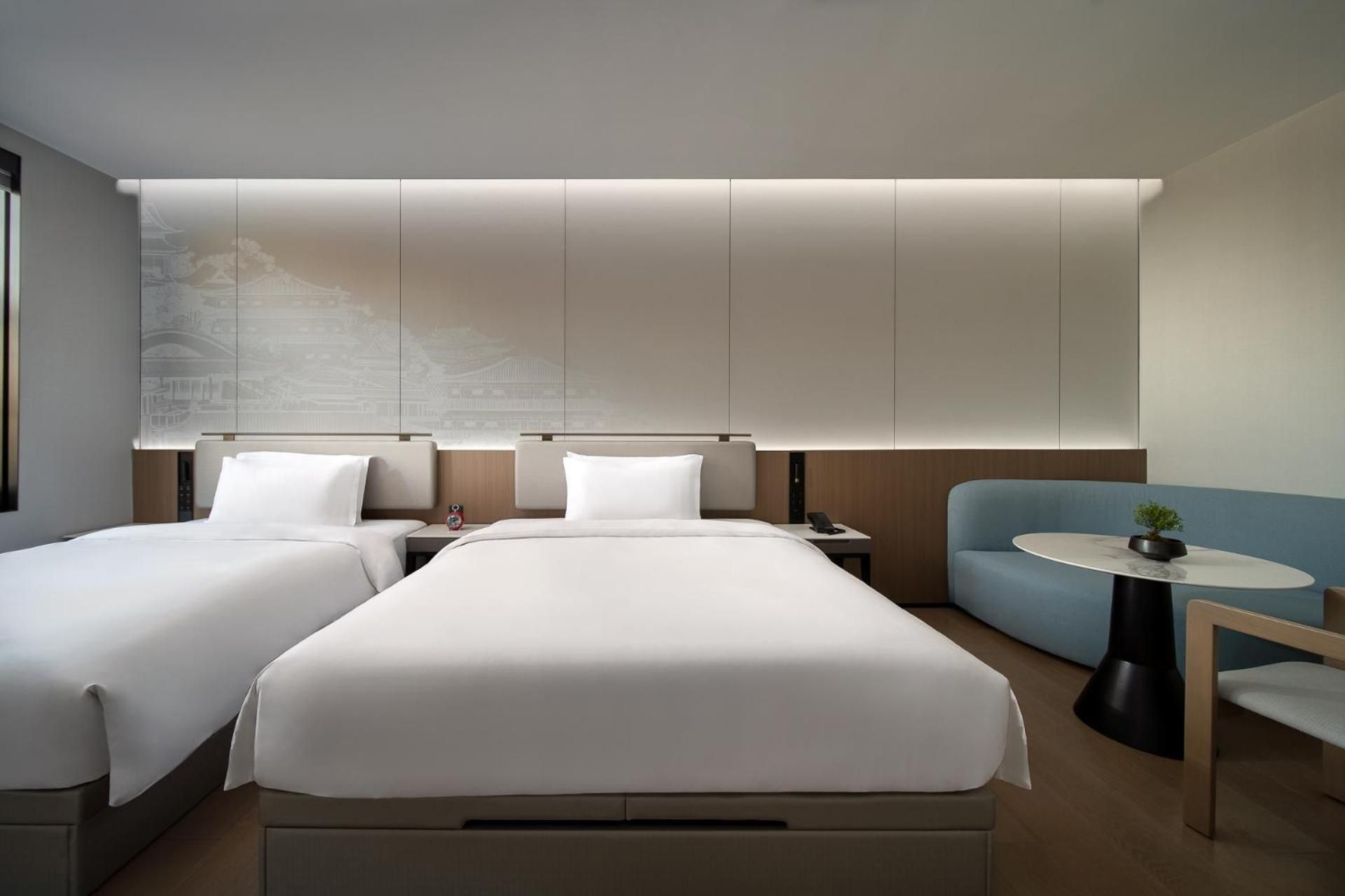 Family Room - 2 Beds