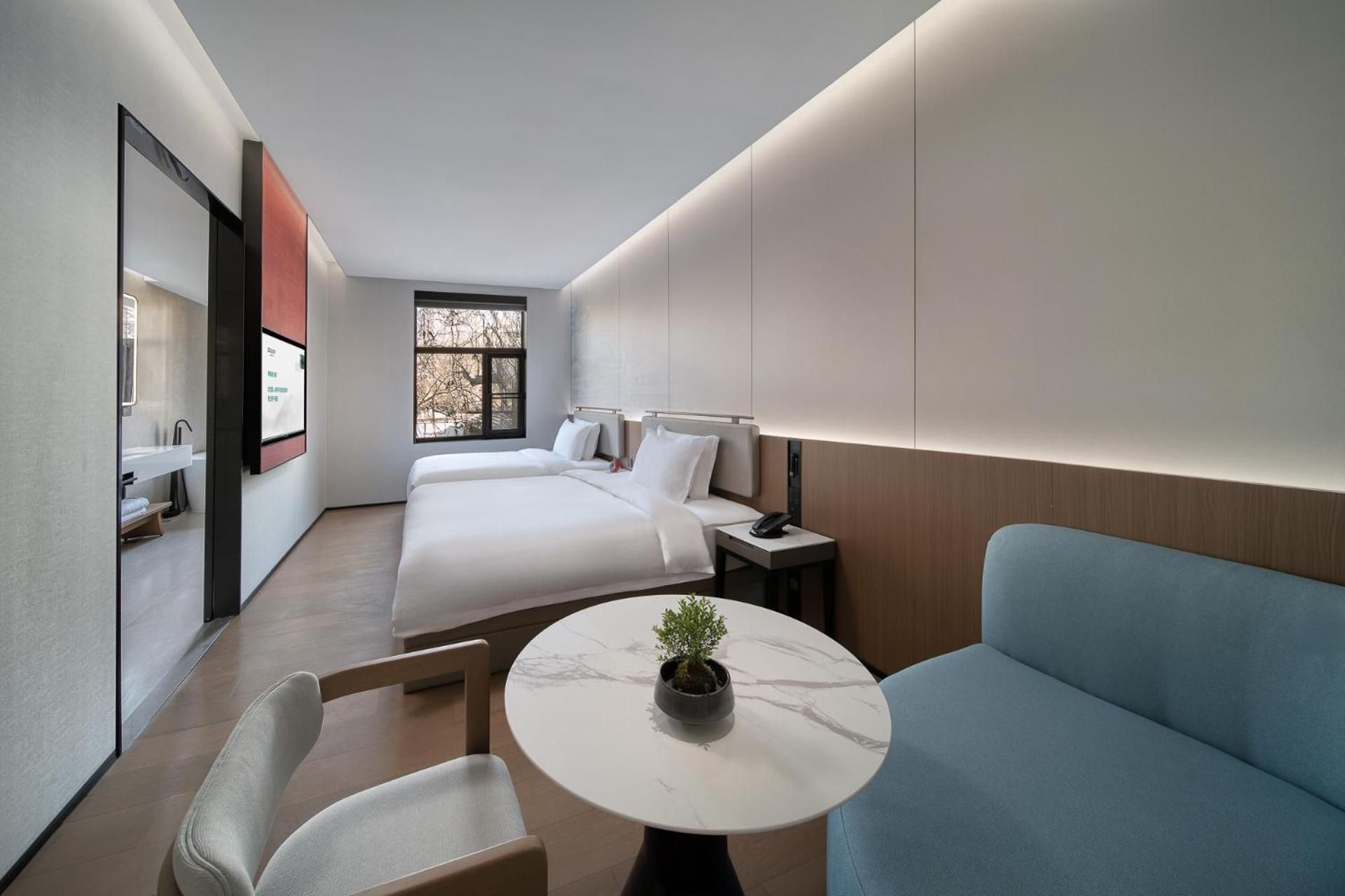 Family Room - 2 Beds