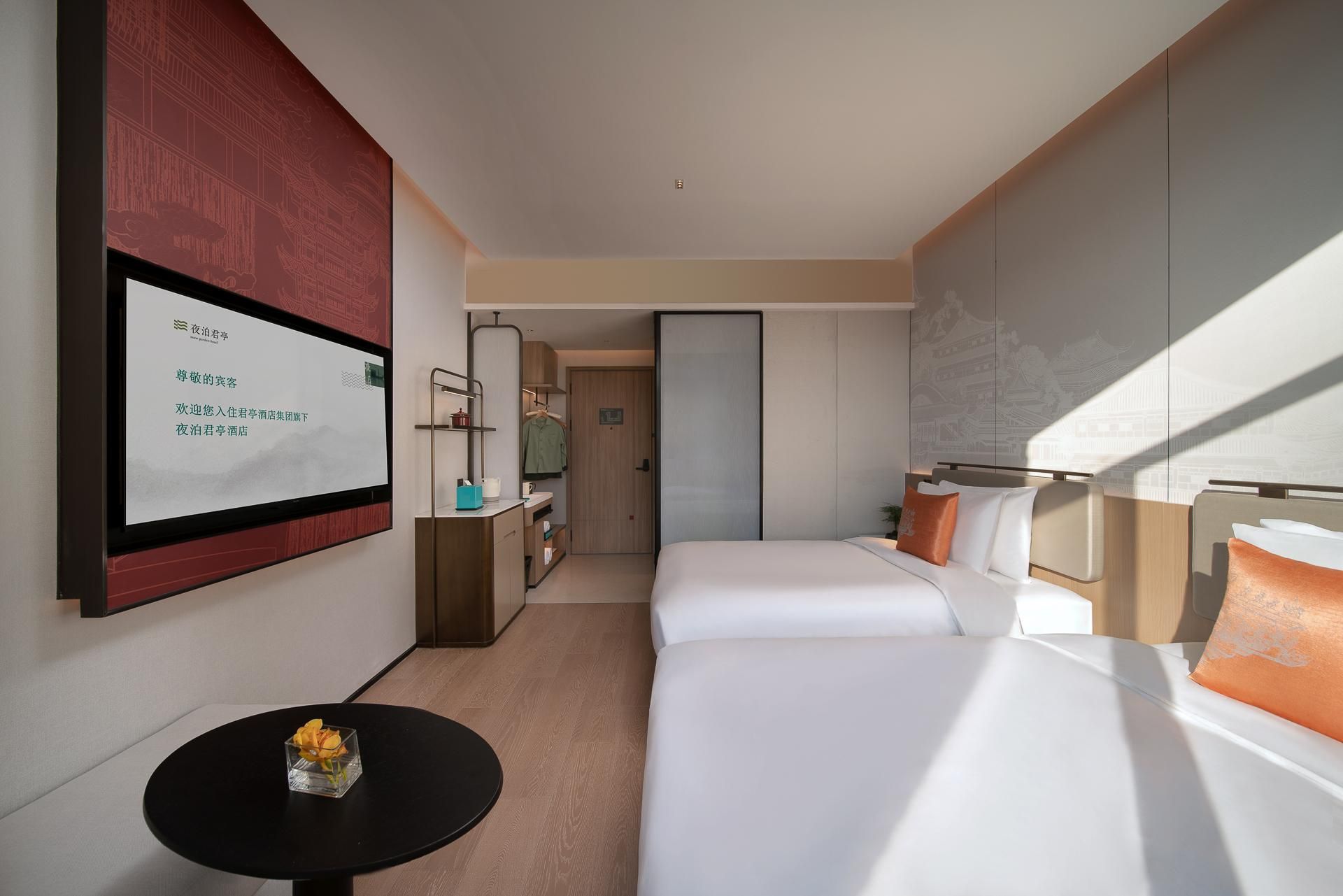 2 Bed Twin Superior Room