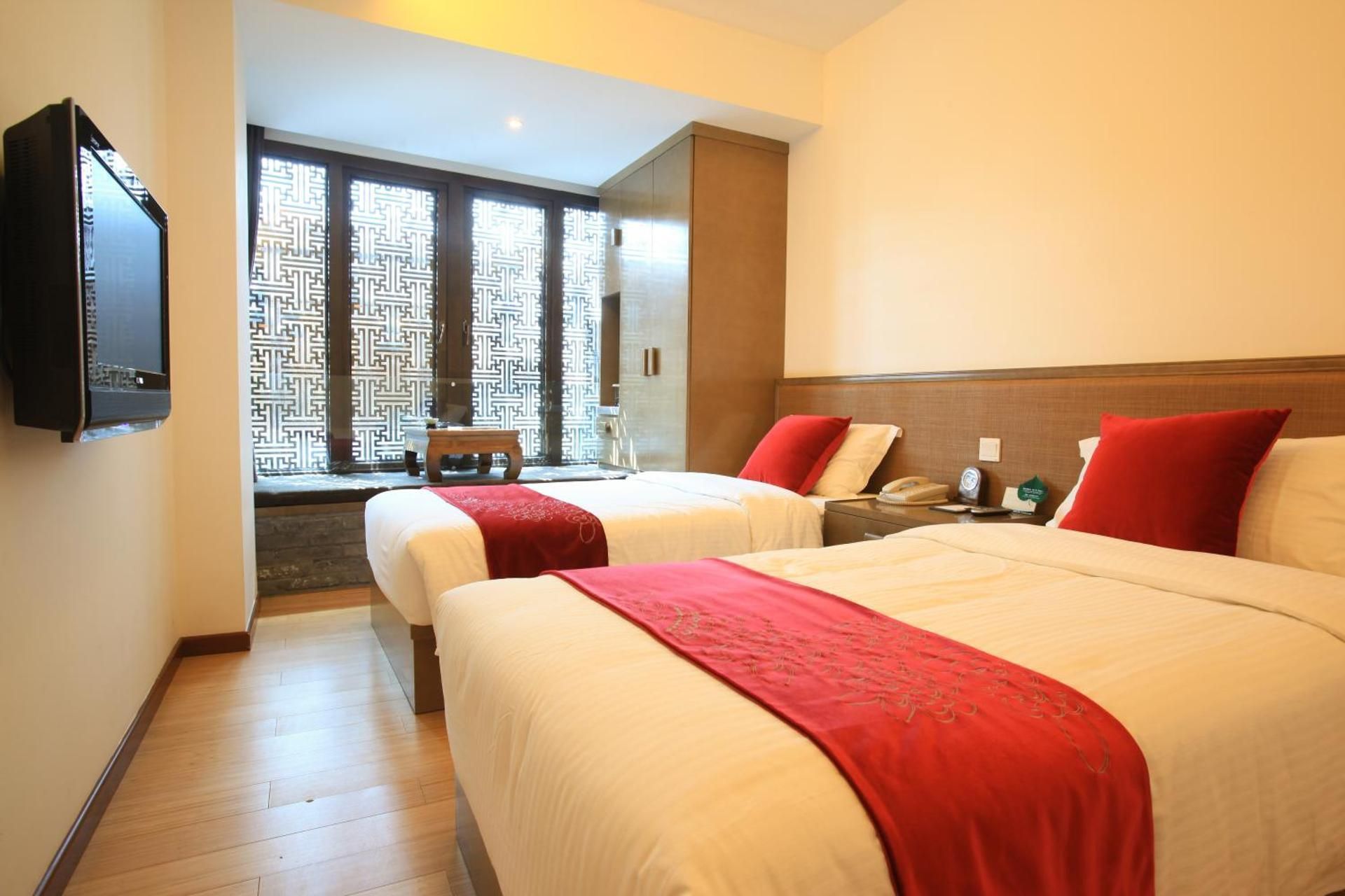 Deluxe Double or Twin Room