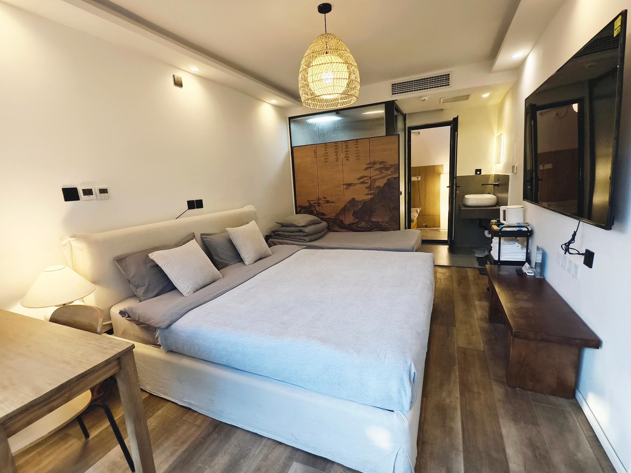 Suite Room