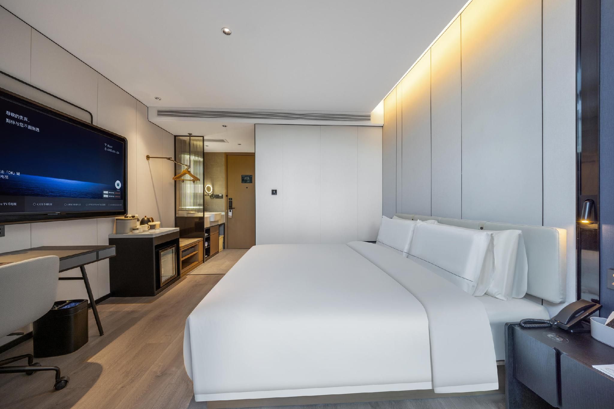 Atour - Superior 1 Bed Room with Courtyard