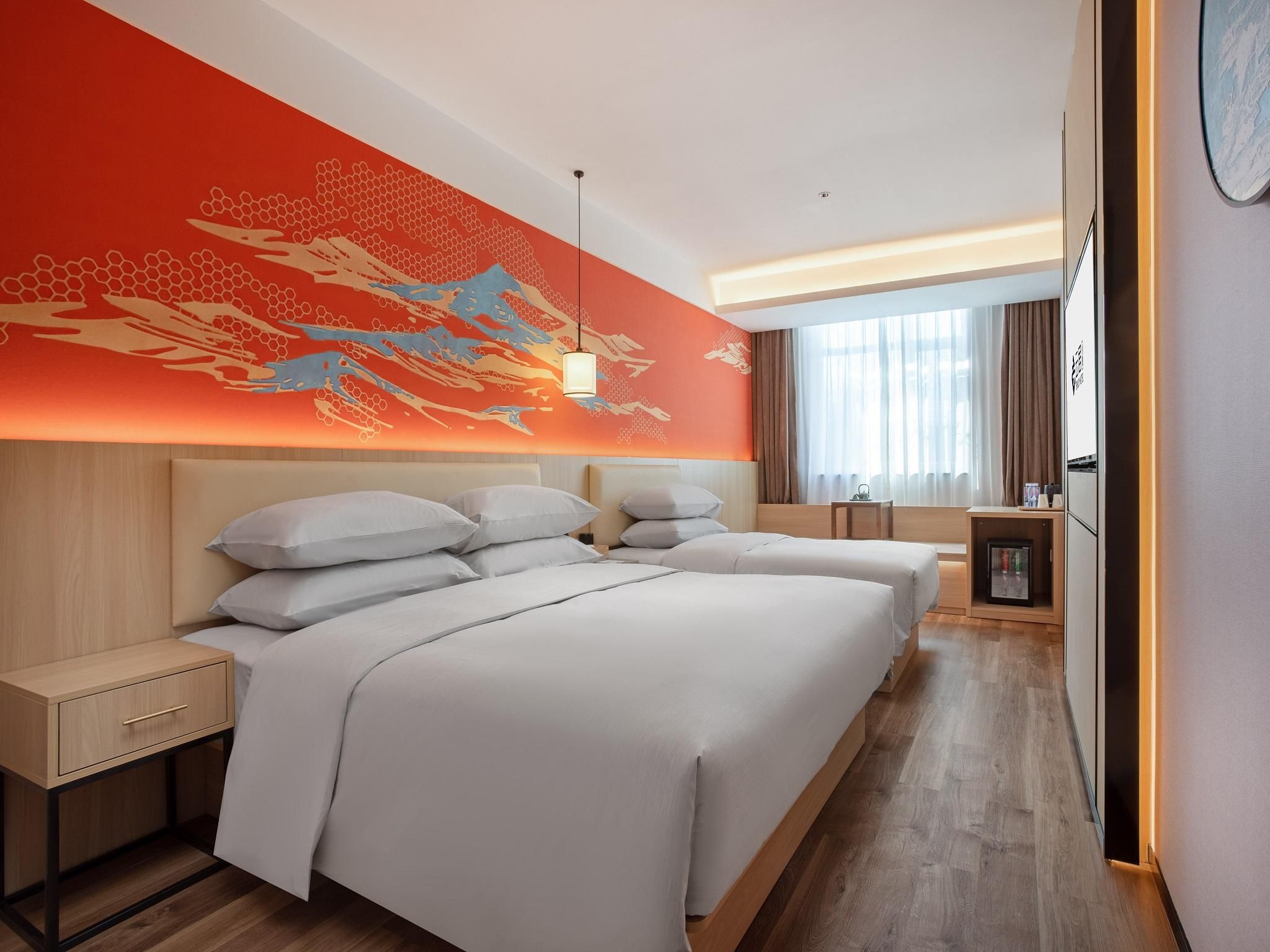 WH - Renjoy Huaqi Family Room