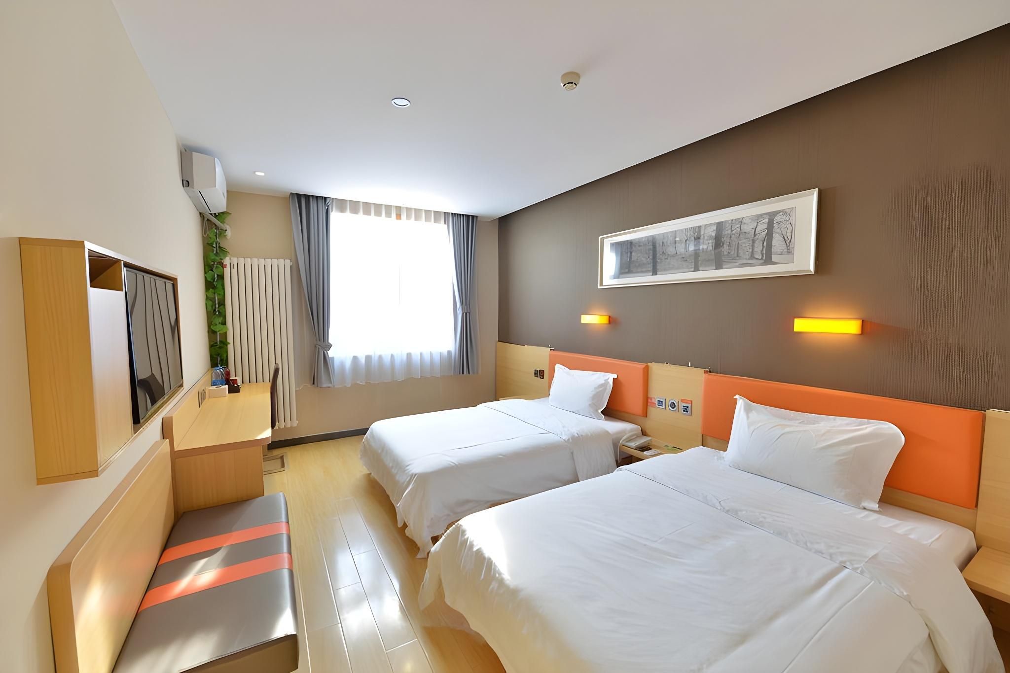 Featured Twin Room