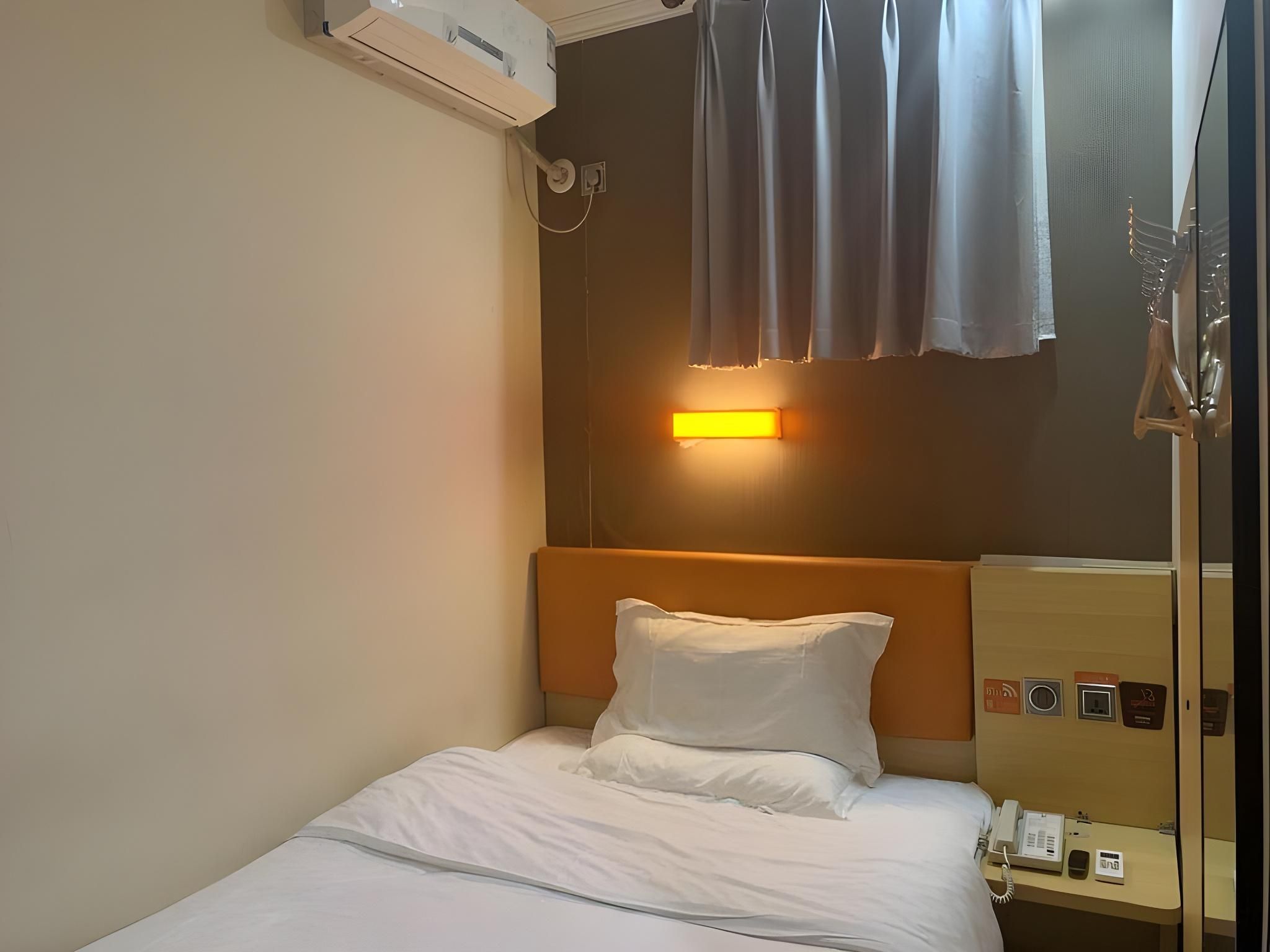 Select You Ter Room