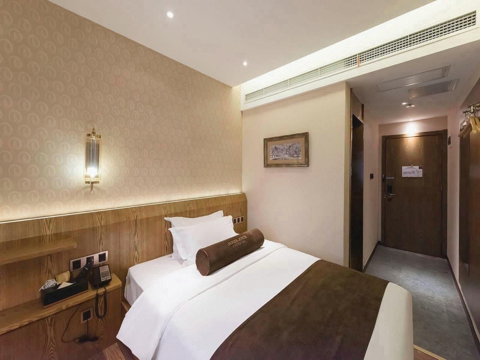 James Joyce - Feifan Bed Room