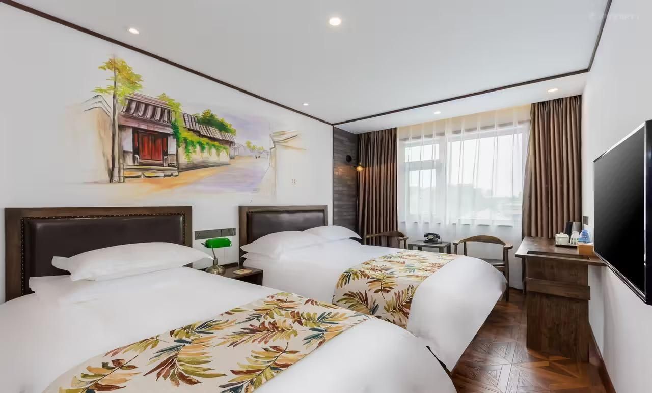 Deluxe Family Room