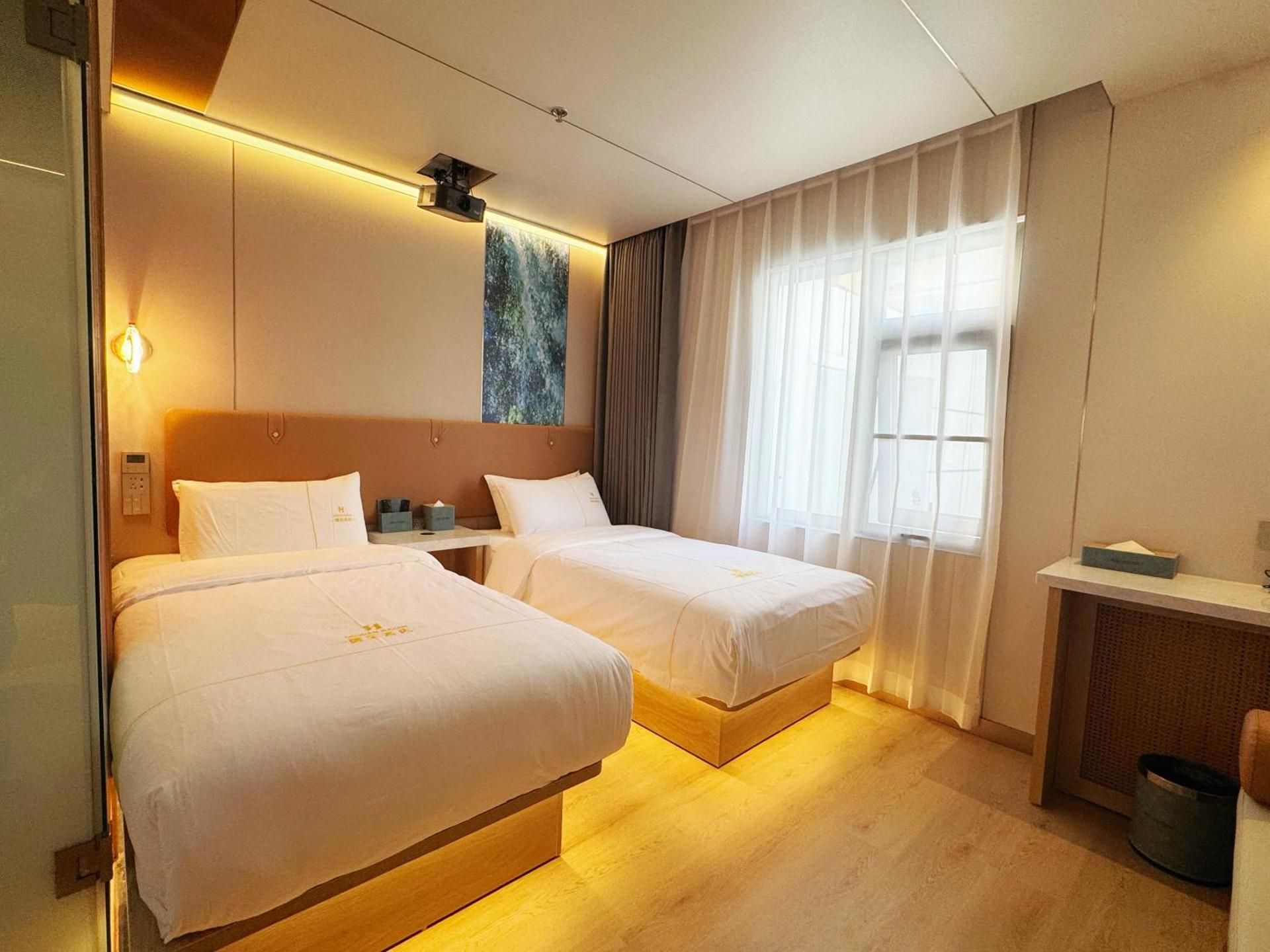 Huazhu - Twin Room