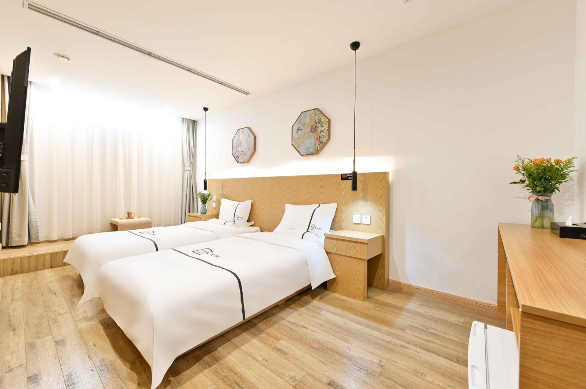 Li Yuan Deluxe Twin Room