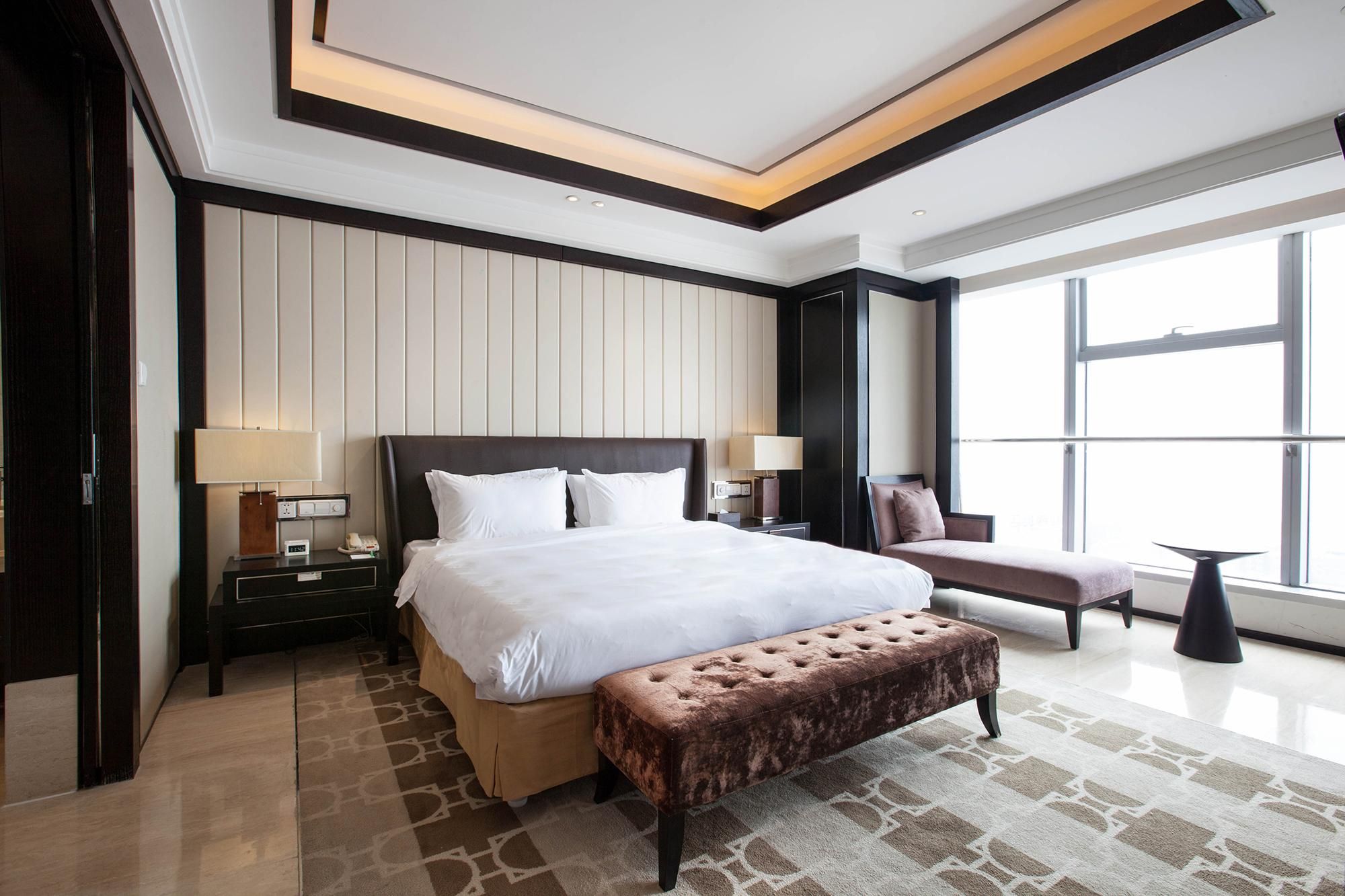 1 Bedroom Suite