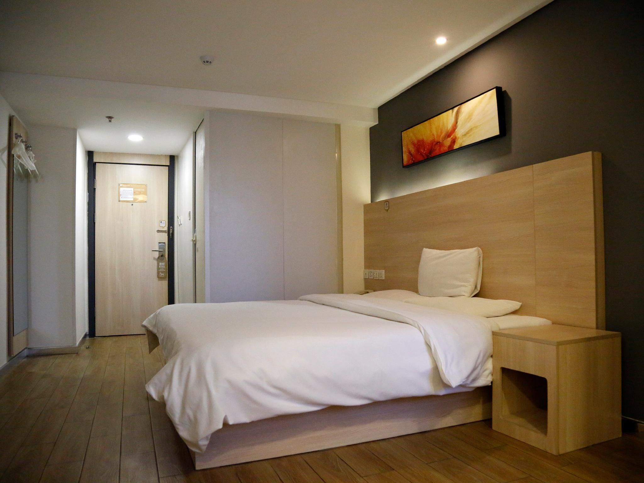 Superior 1 Queen