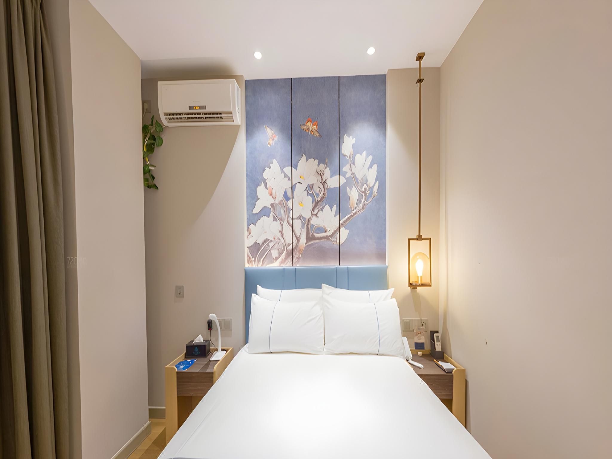 WH - Qinghsu Bed Room