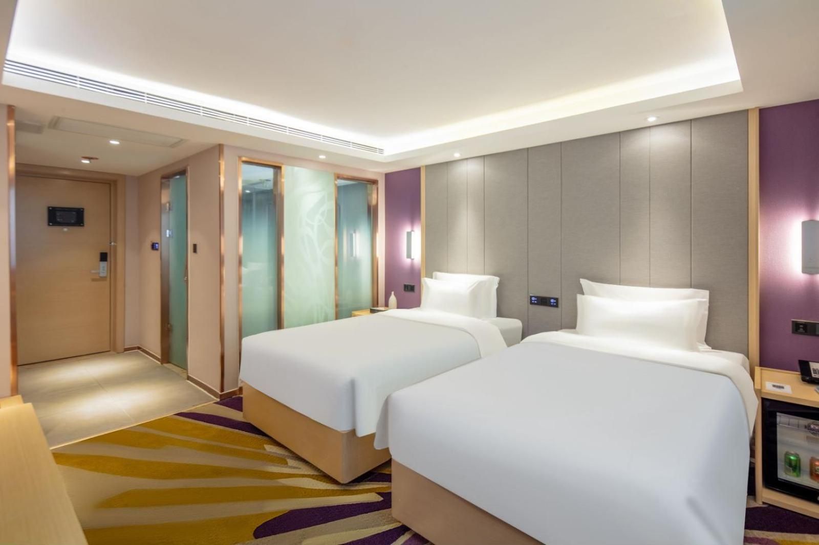 Superior Twin Room - Inner Window