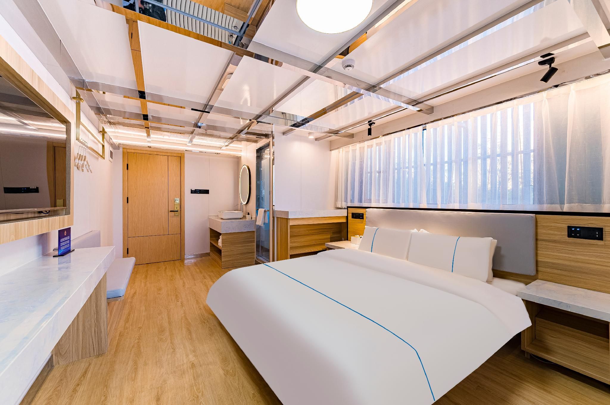 Anhui Cultural Hotel (Beijing Wangjing 798 Art Center Branch) Deluxe Queen Combo