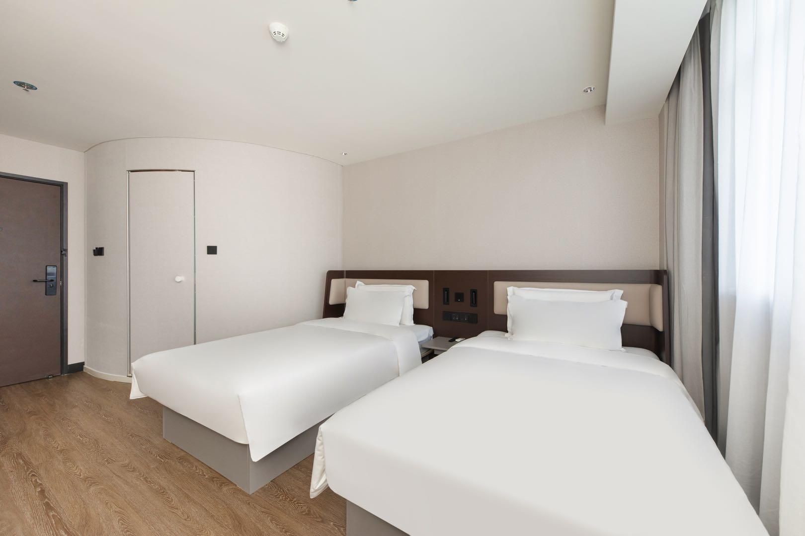 Marsden Twin Room