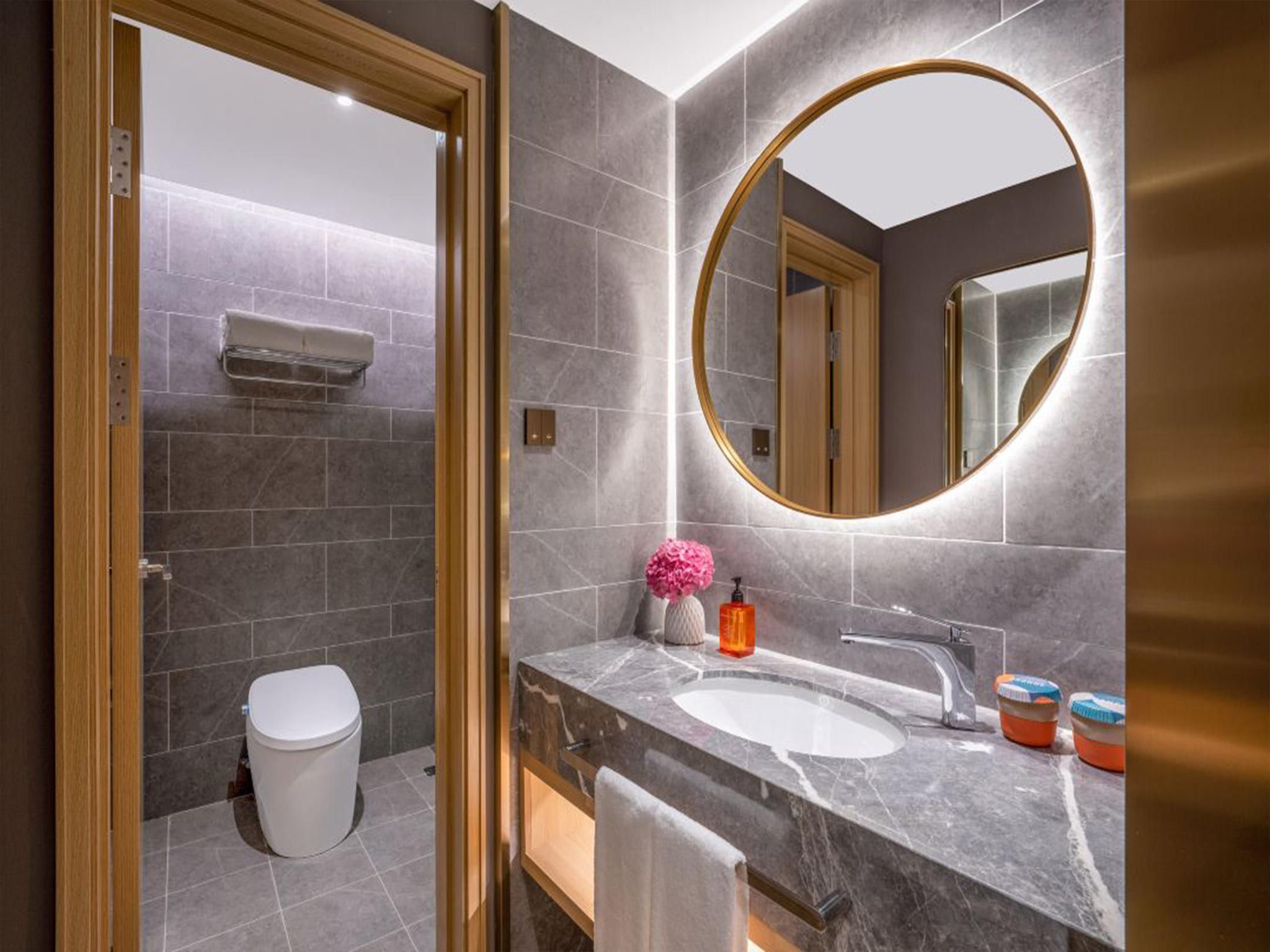 Twin Business Room