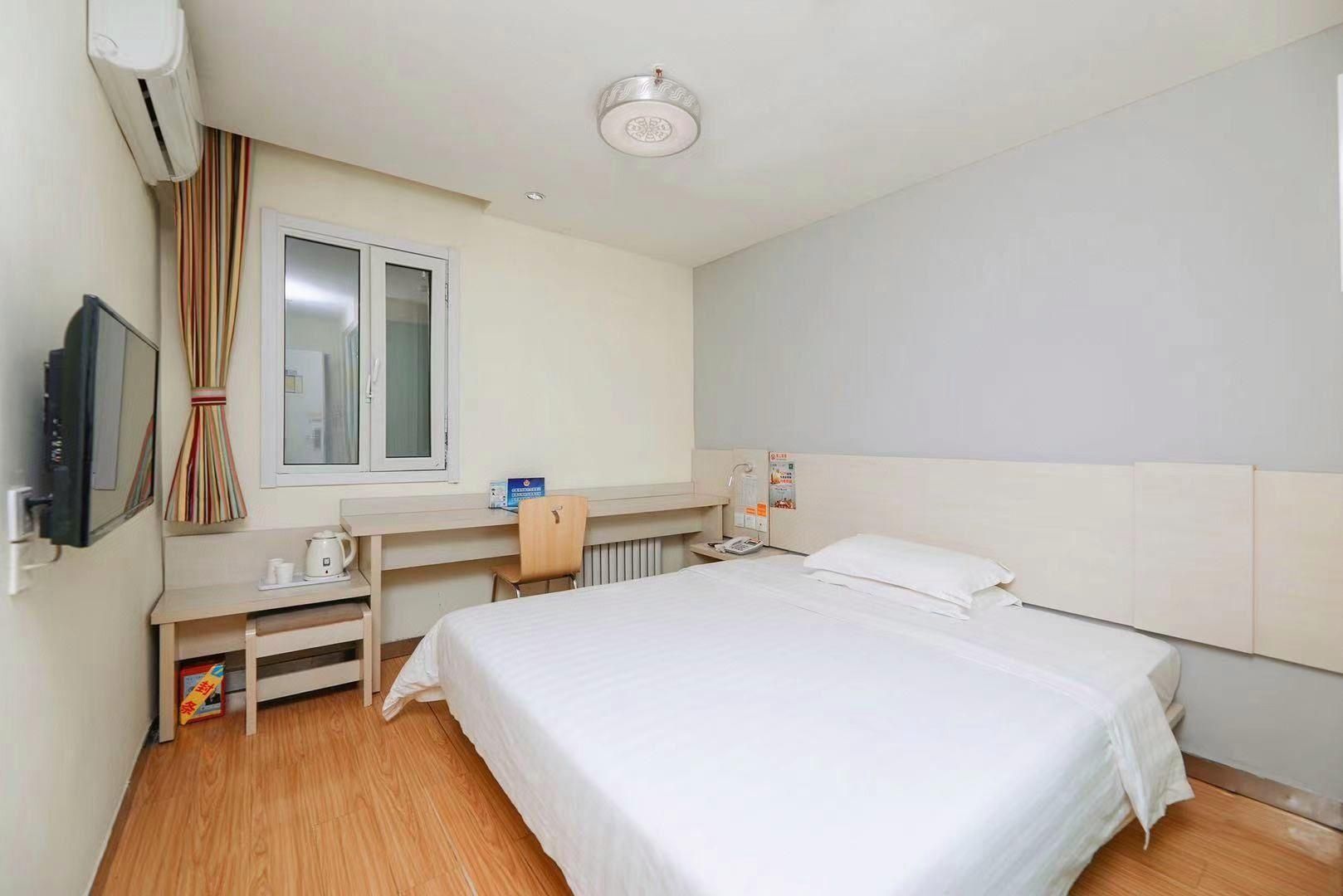 WH - Traditional Bed Room